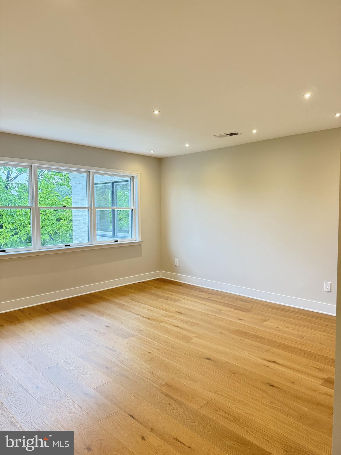 GLEN ECHO HEIGHTS - Residential