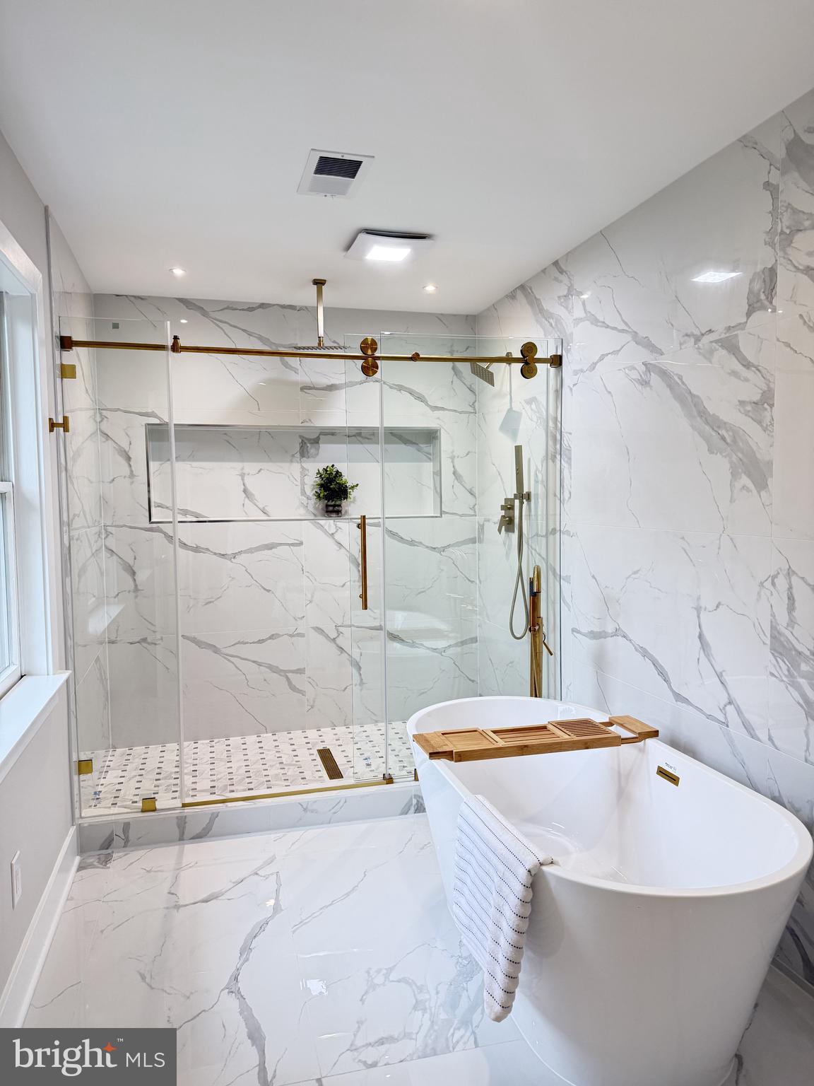 GLEN ECHO HEIGHTS - Residential