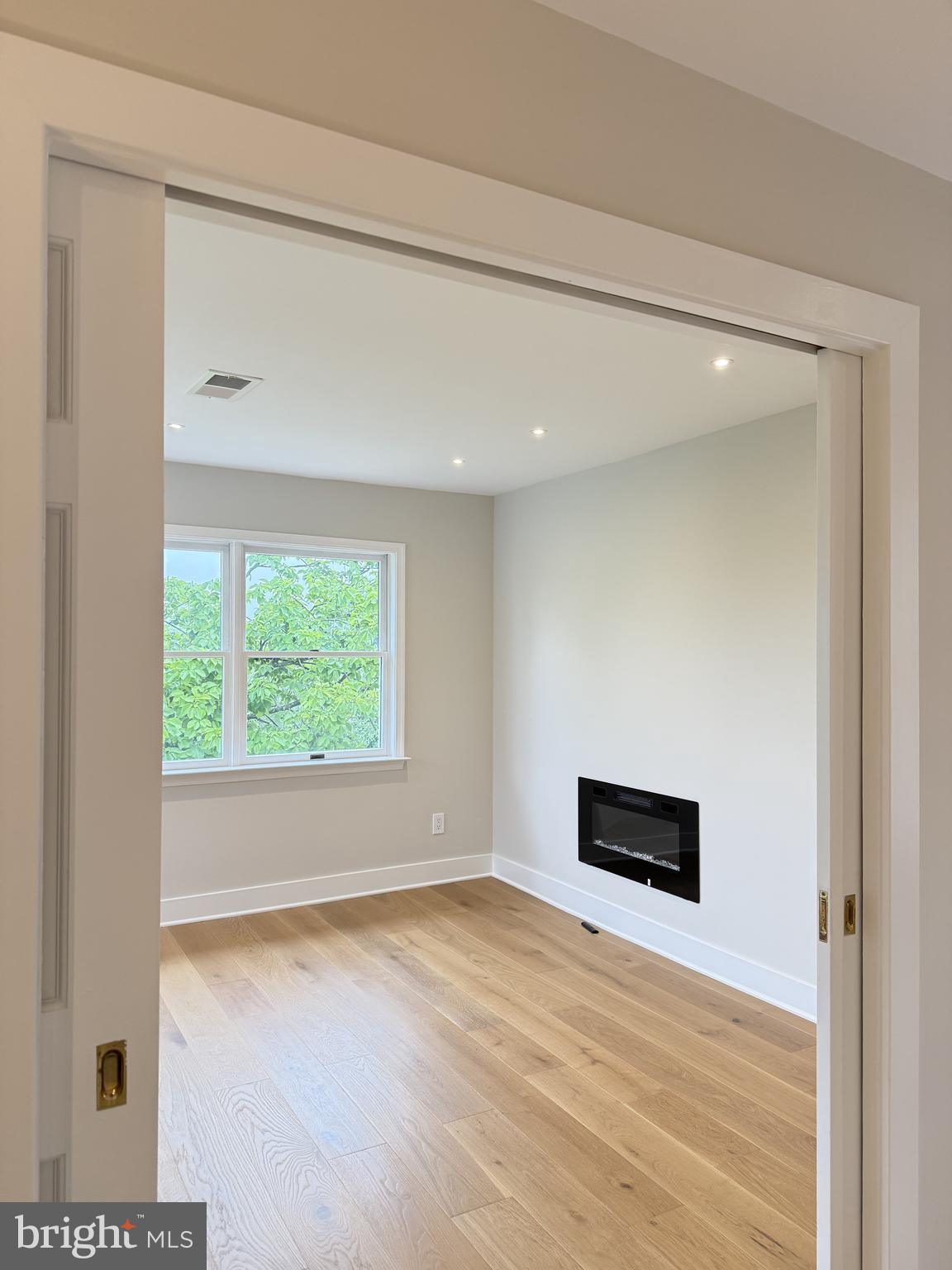 GLEN ECHO HEIGHTS - Residential