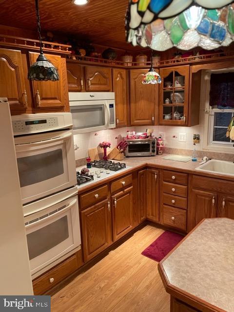 MAPLE RIDGE - Residential