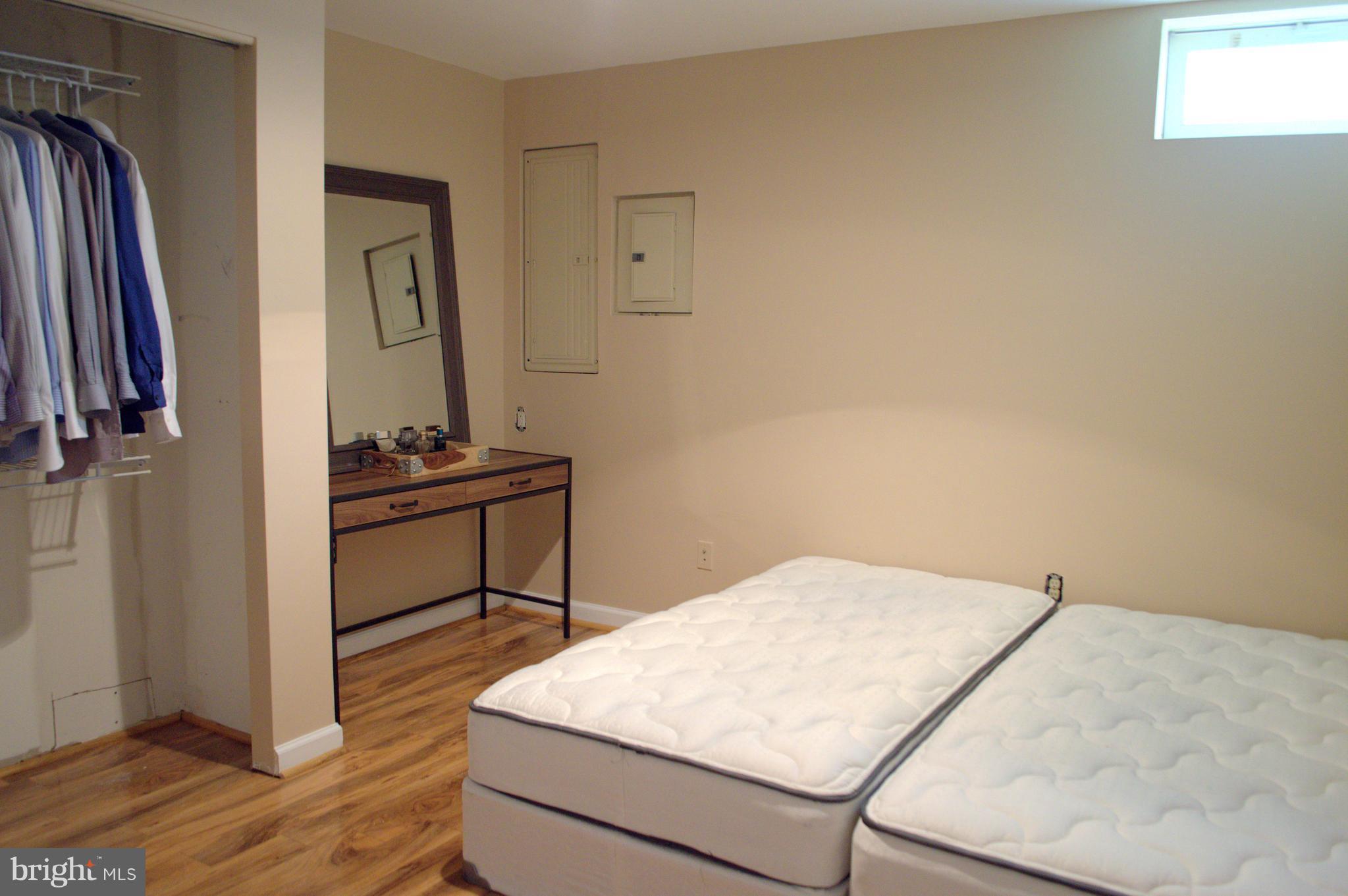 SHEFFIELD MANOR - Residential