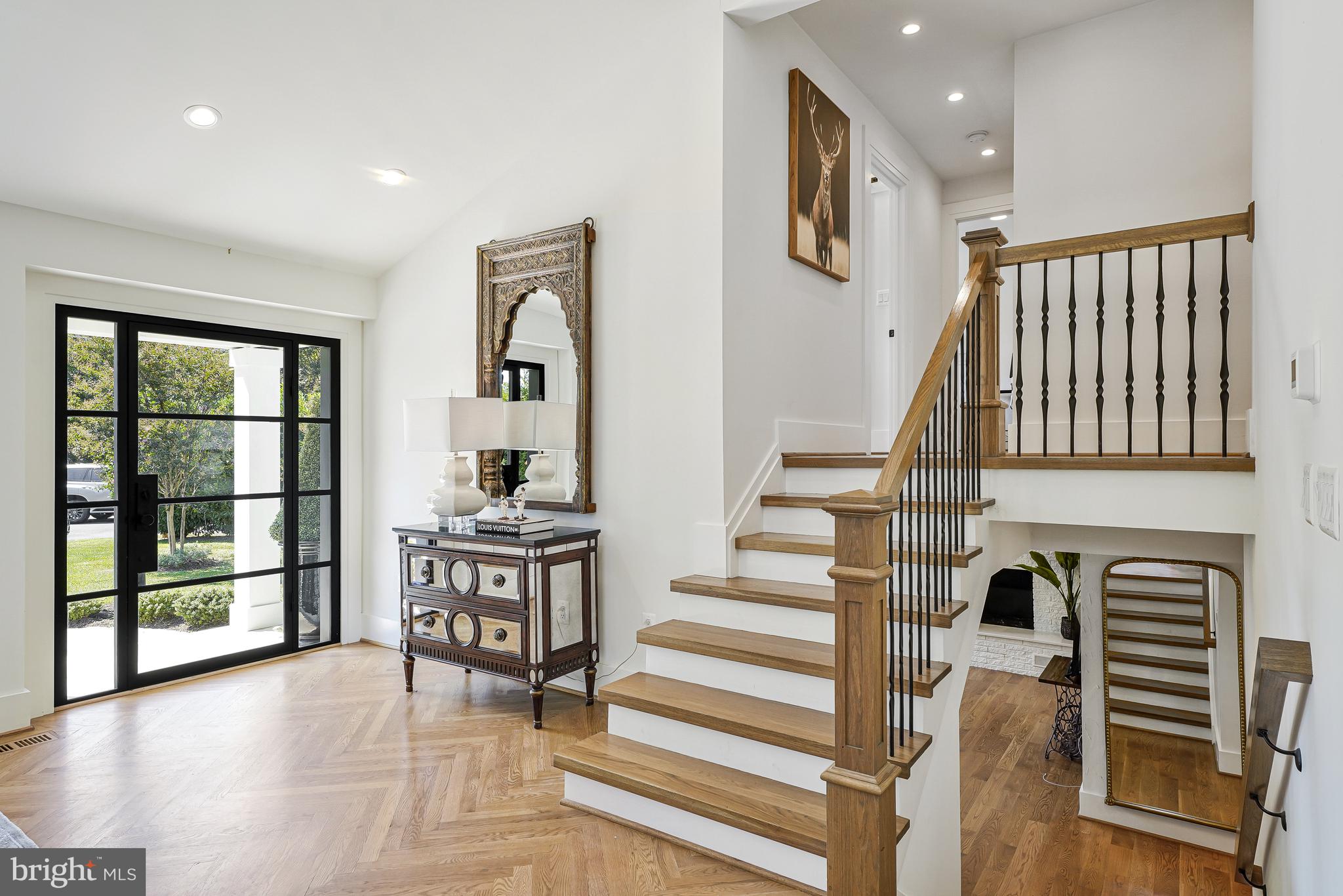 BROYHILLS MCLEAN ESTATES - Residential