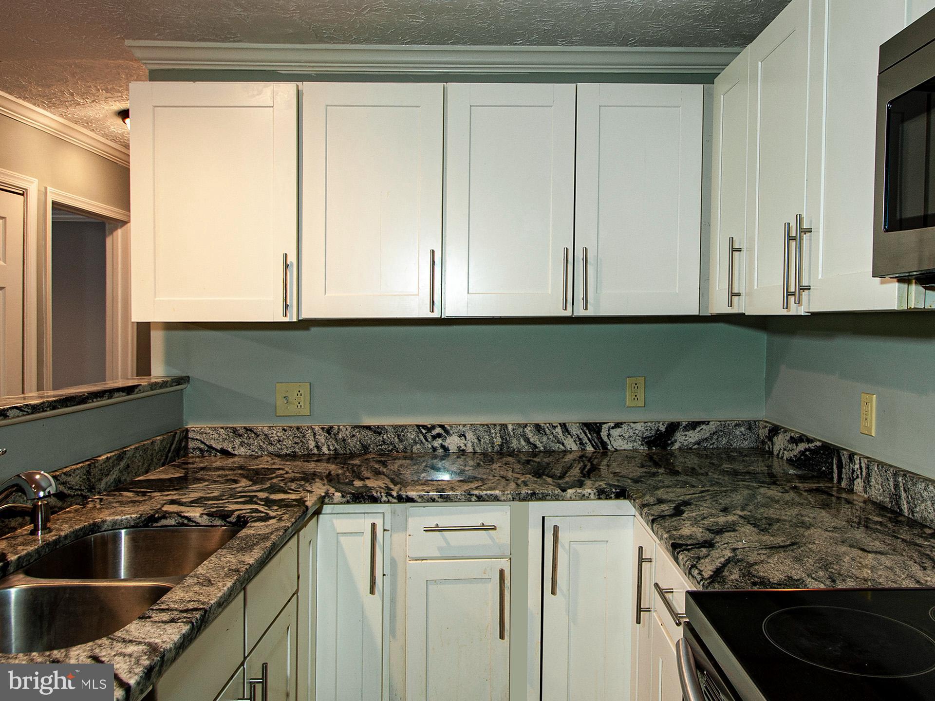 GREENBRIAR CONDO PHASE I - Residential Lease