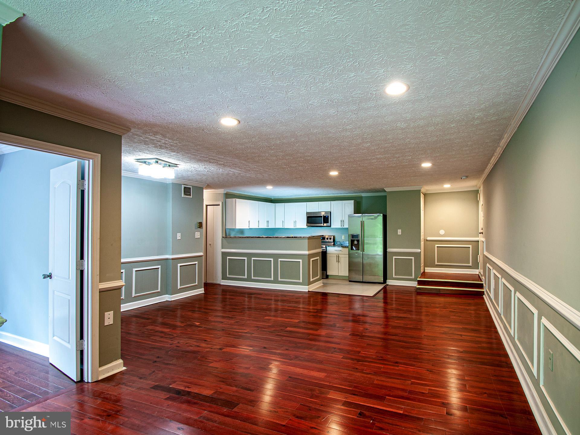 GREENBRIAR CONDO PHASE I - Residential Lease