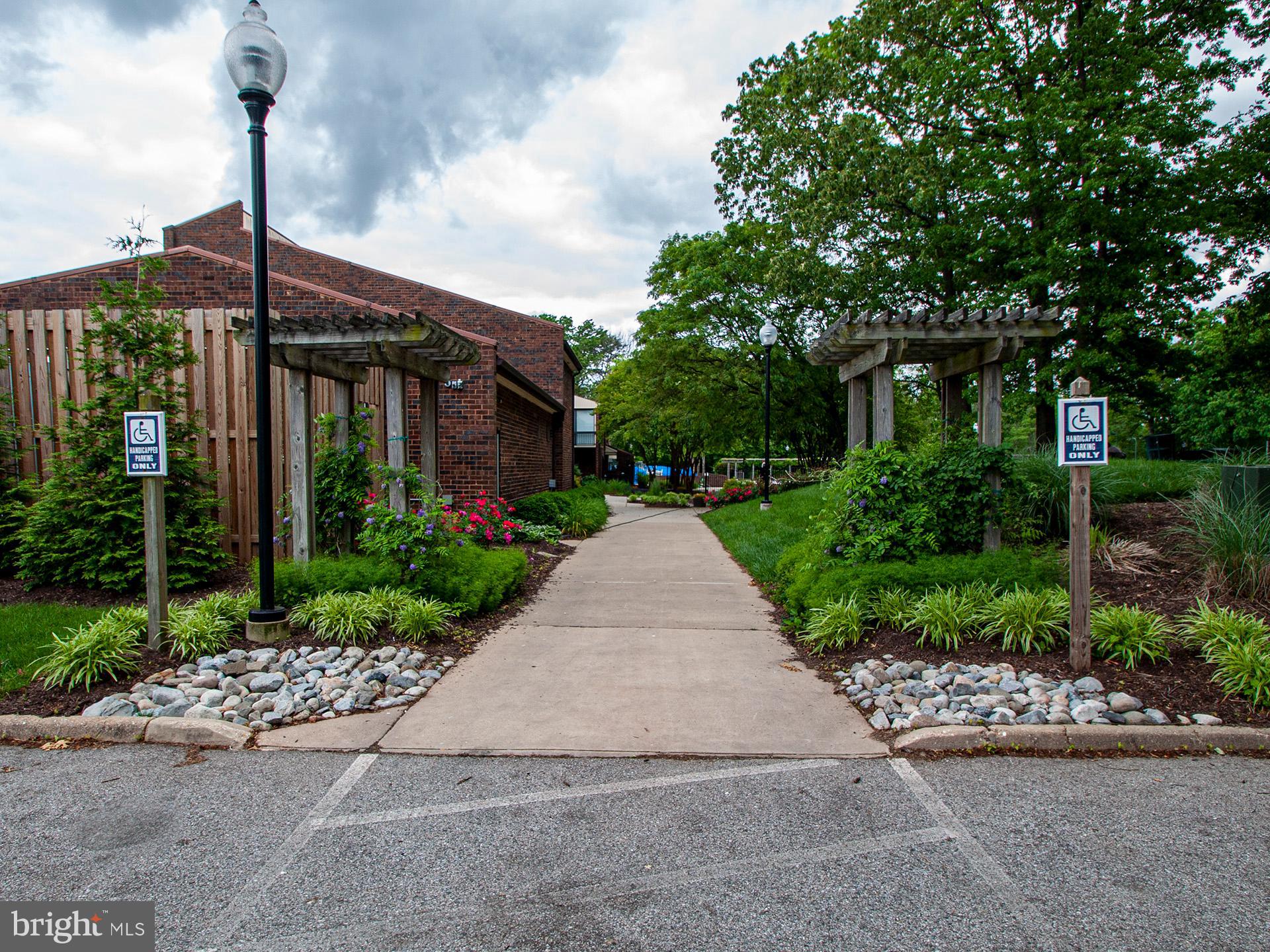 GREENBRIAR CONDO PHASE I - Residential Lease