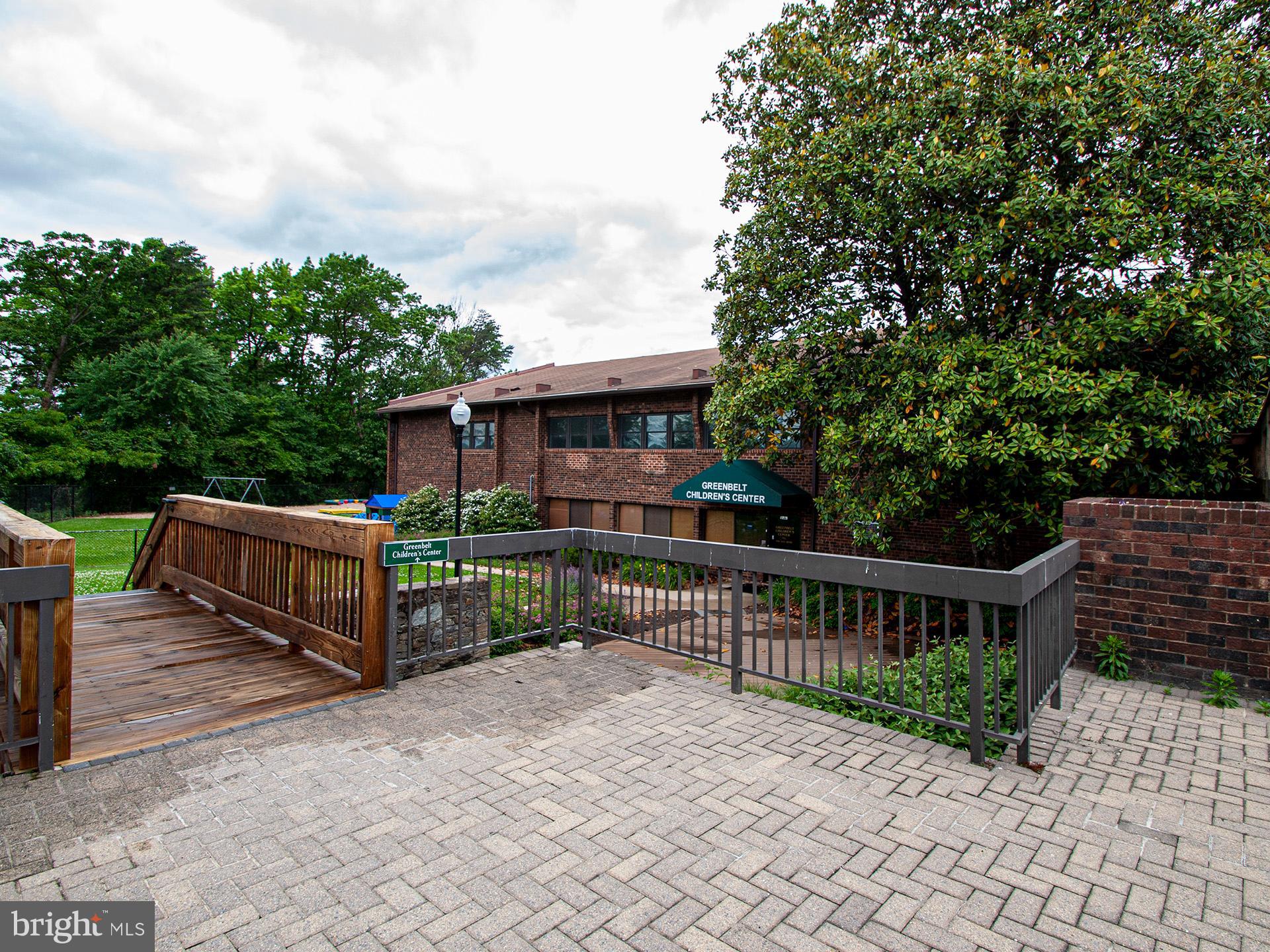 GREENBRIAR CONDO PHASE I - Residential Lease