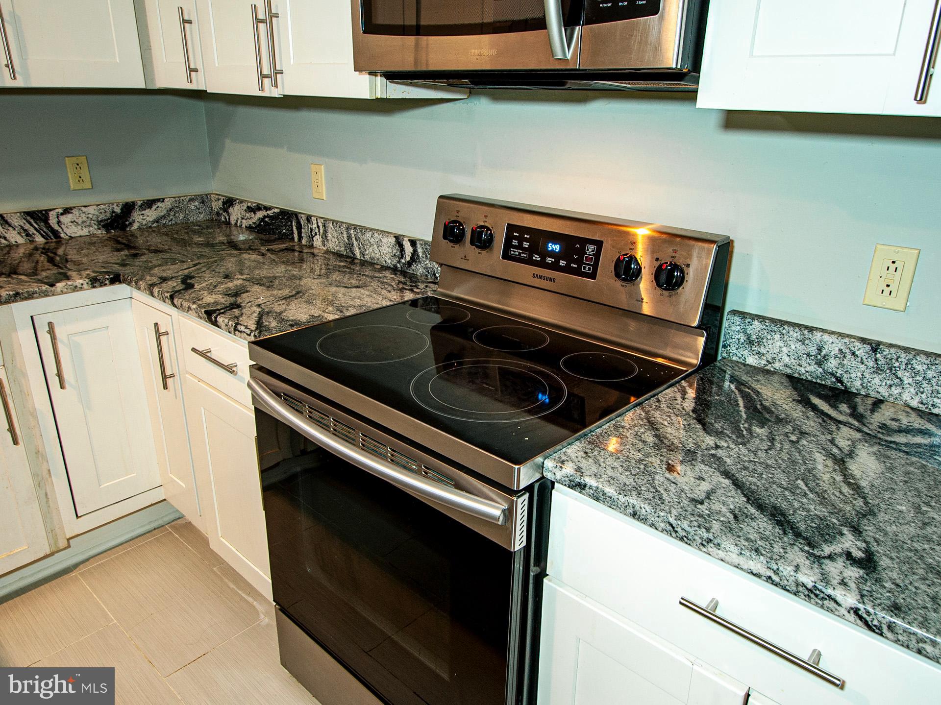 GREENBRIAR CONDO PHASE I - Residential Lease