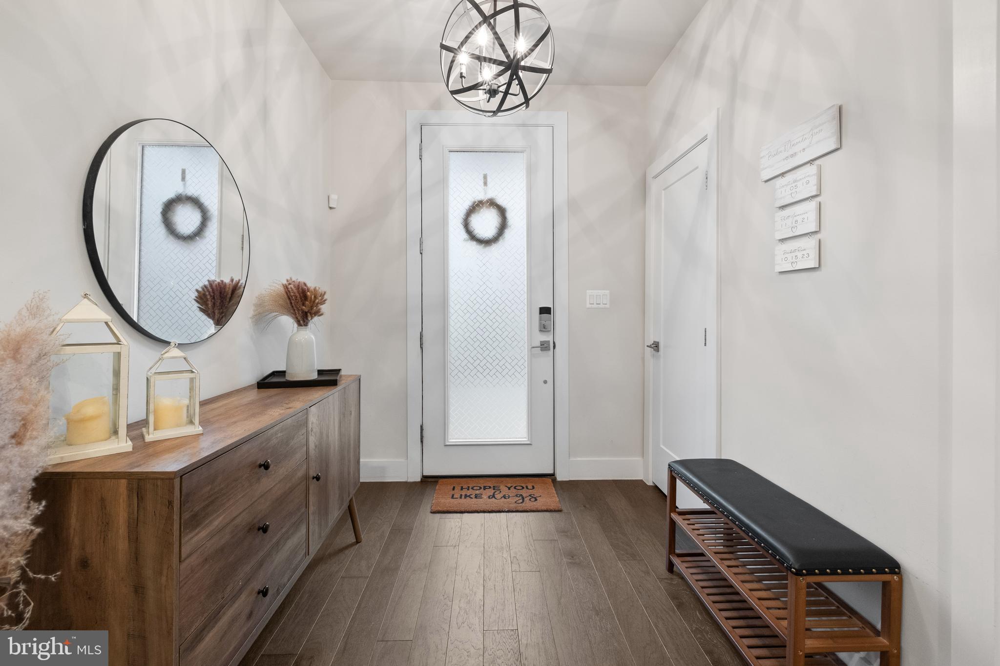 EISENHOWER SQUARE - Residential Lease