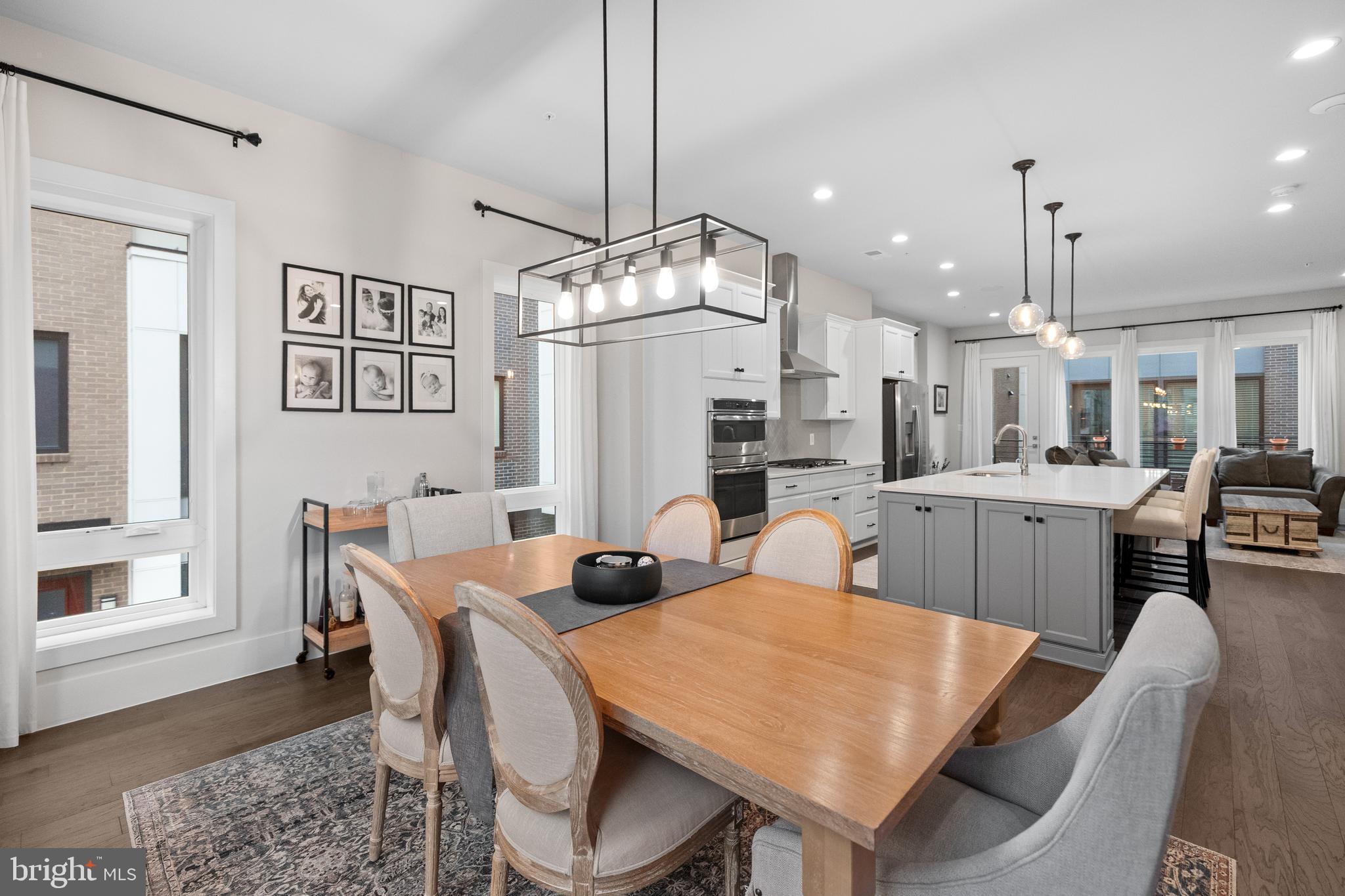 EISENHOWER SQUARE - Residential Lease