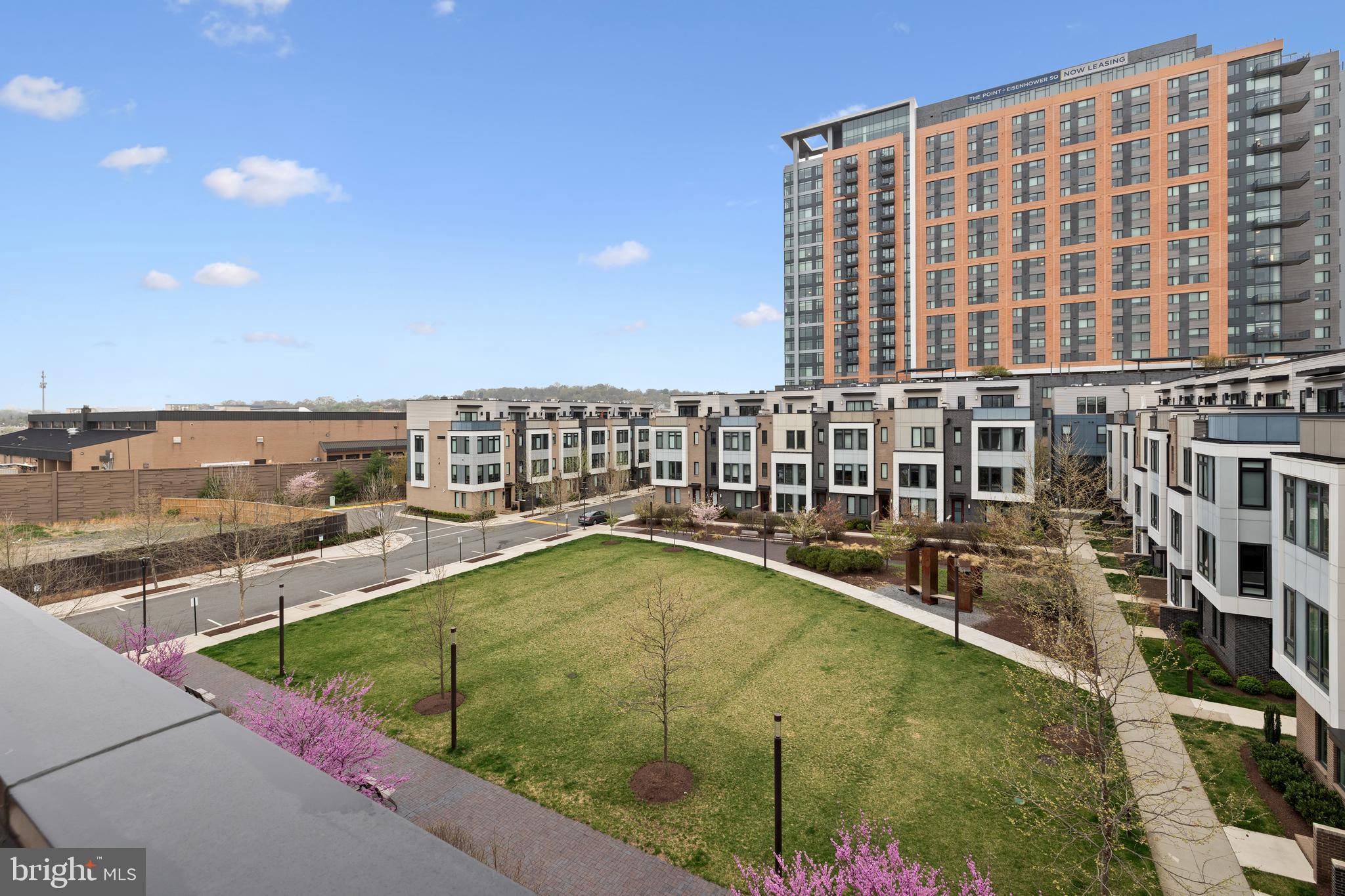 EISENHOWER SQUARE - Residential Lease