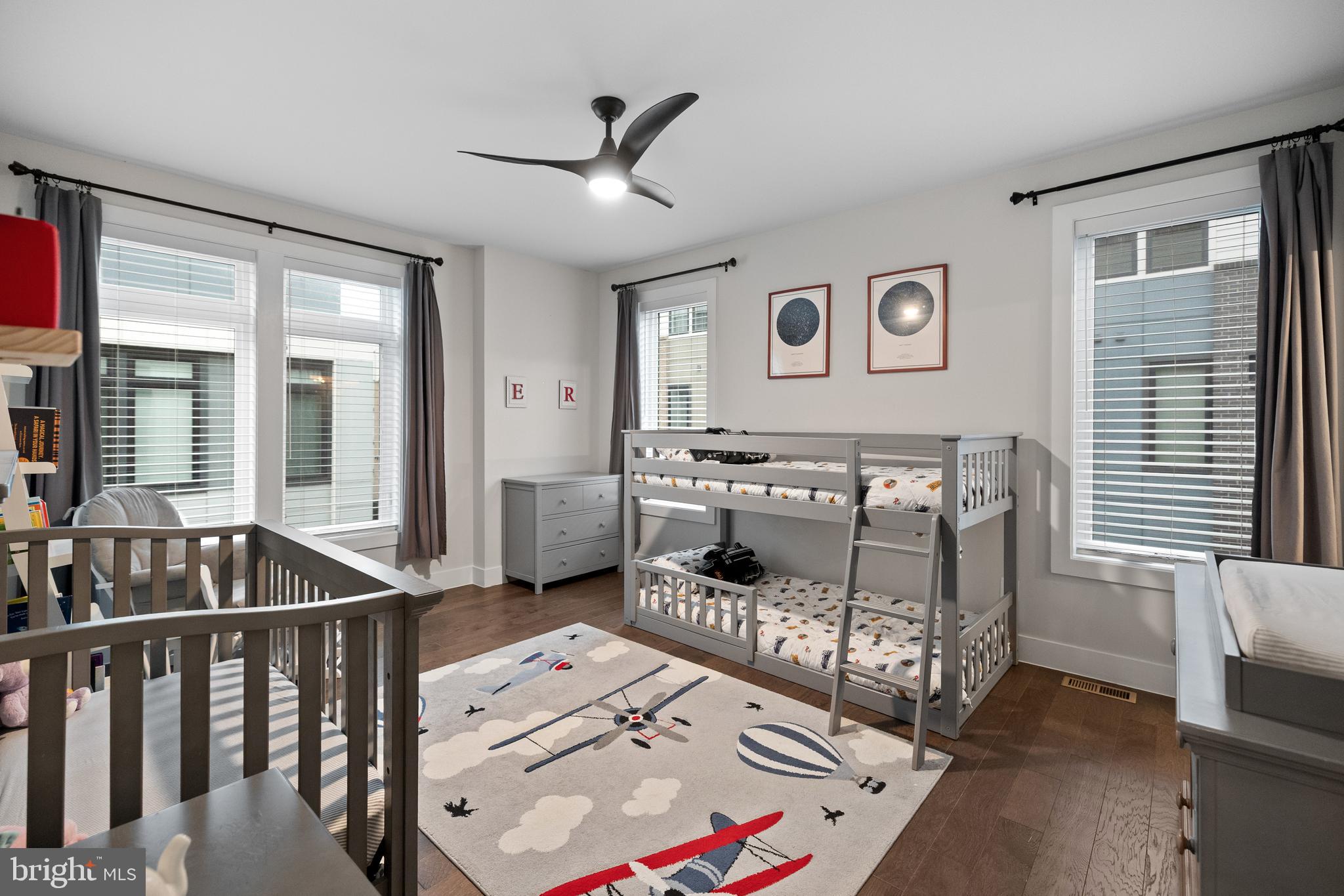 EISENHOWER SQUARE - Residential Lease