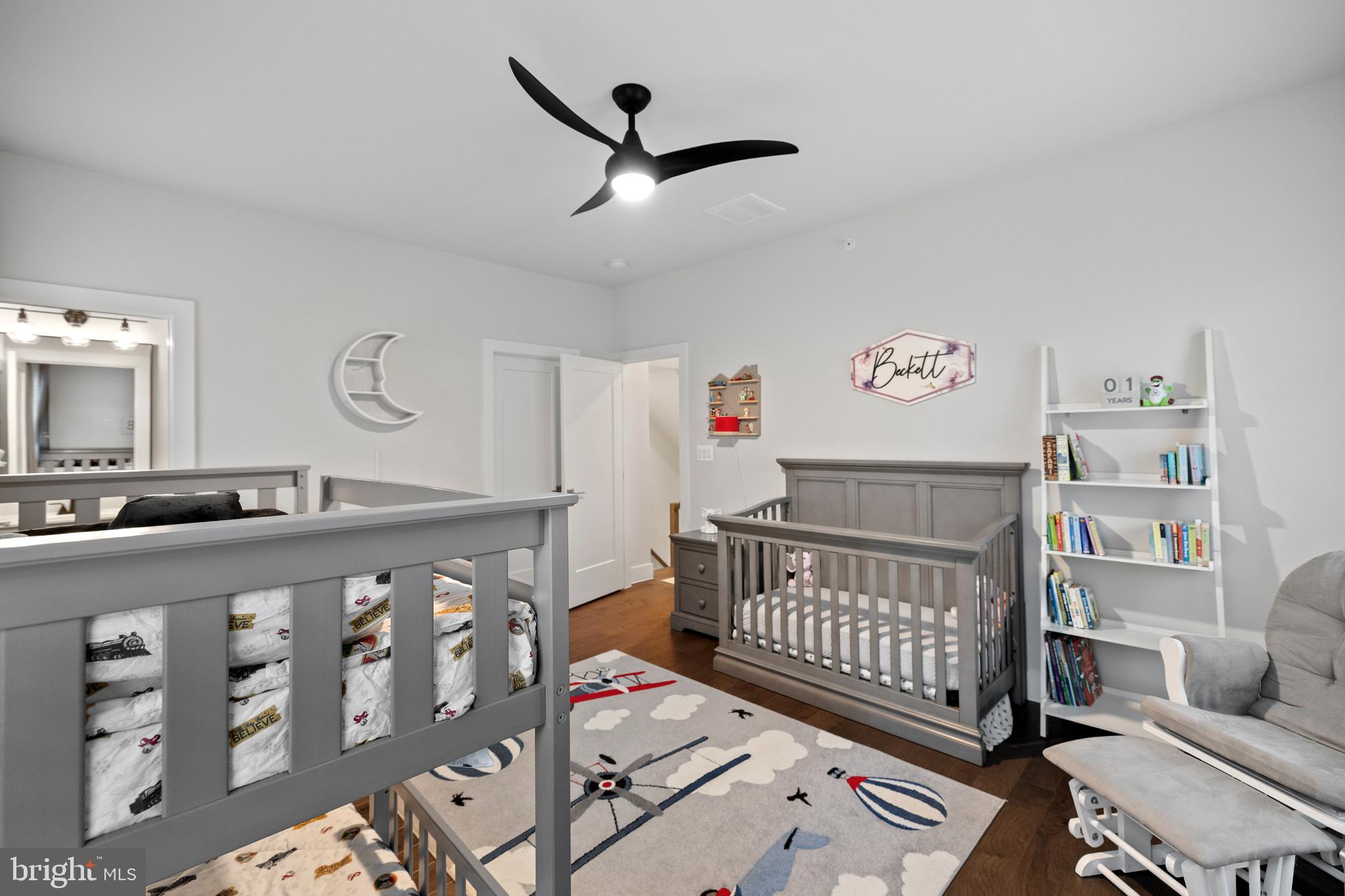 EISENHOWER SQUARE - Residential Lease