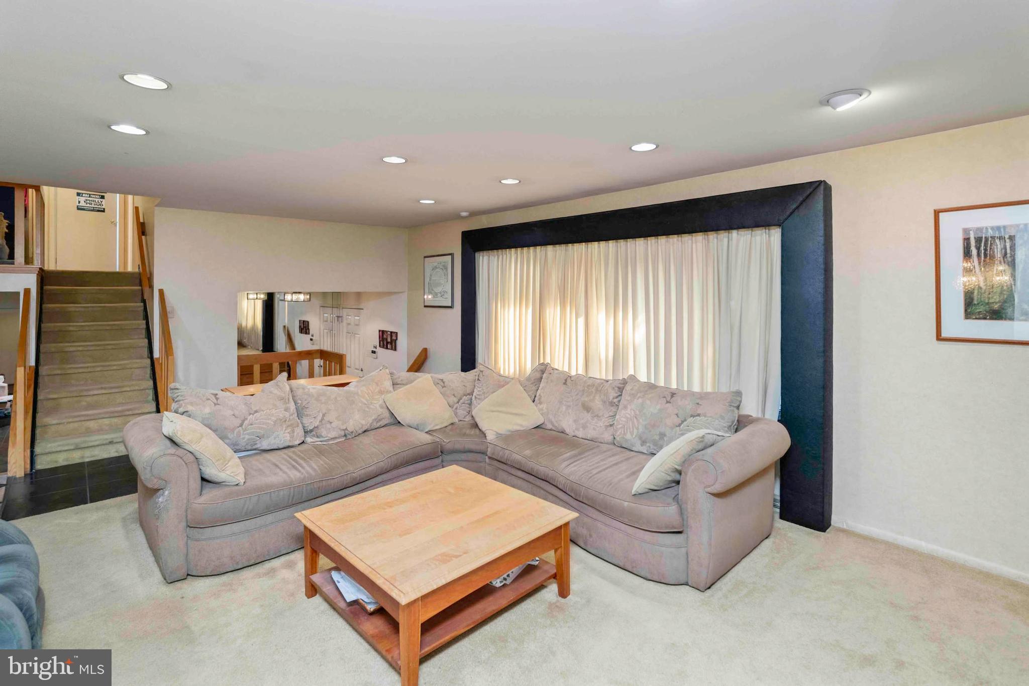 3886 DEMPSEY LANE