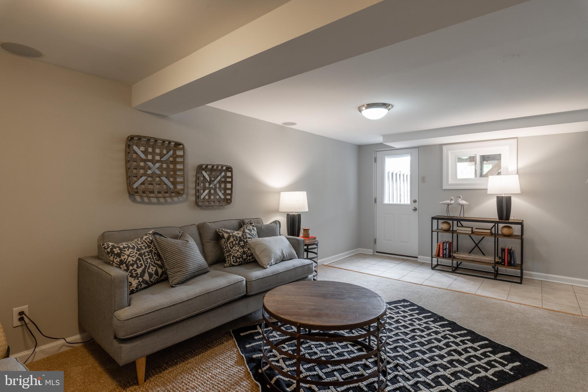 WARWICK VILLAGE - Residential