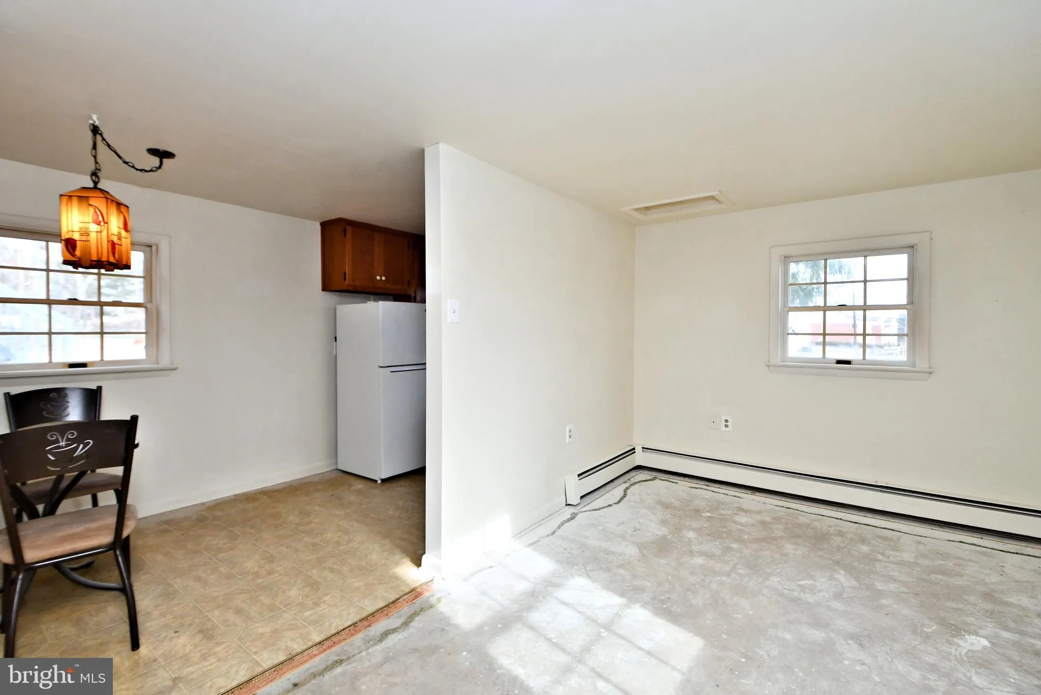 North Wales, Pennsylvania 19454, United States, 3 Bedrooms Bedrooms, ,2 BathroomsBathrooms,Residential,Pending,9138