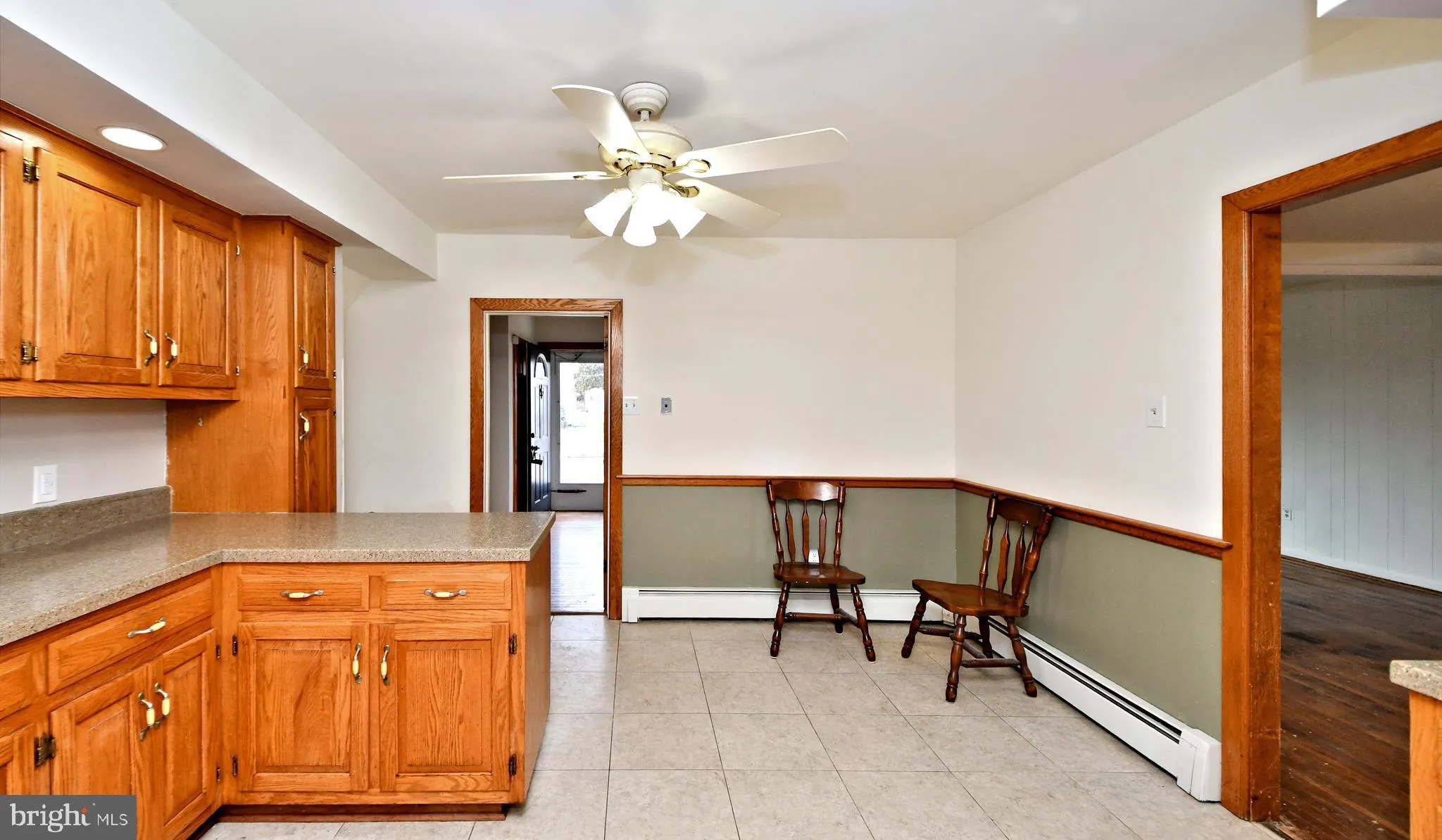 North Wales, Pennsylvania 19454, United States, 3 Bedrooms Bedrooms, ,2 BathroomsBathrooms,Residential,Pending,9138