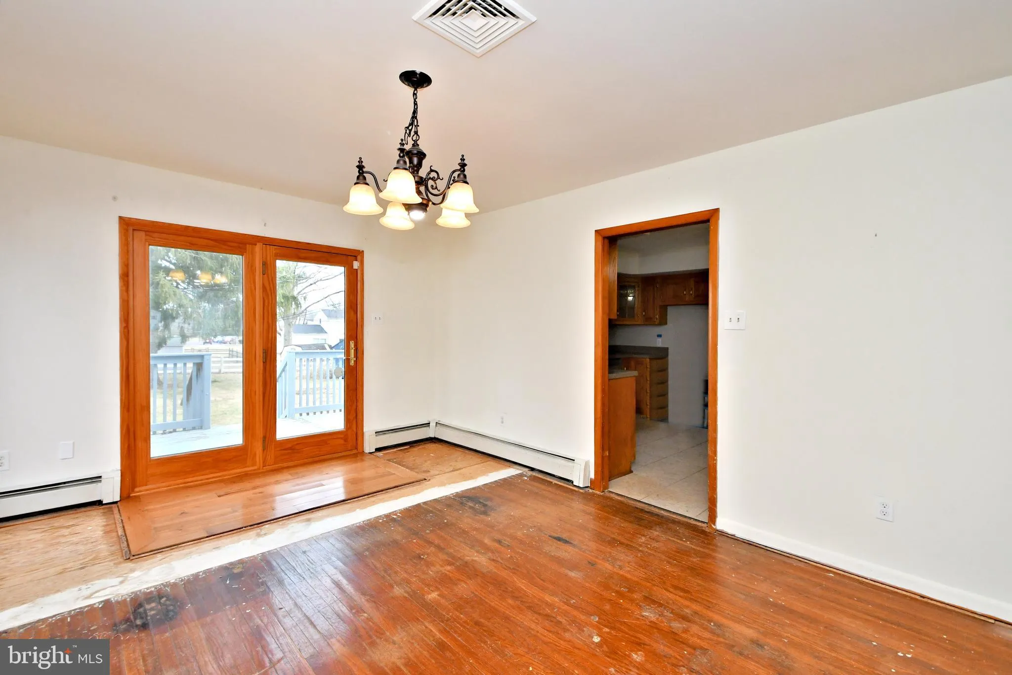 North Wales, Pennsylvania 19454, United States, 3 Bedrooms Bedrooms, ,2 BathroomsBathrooms,Residential,Pending,9138