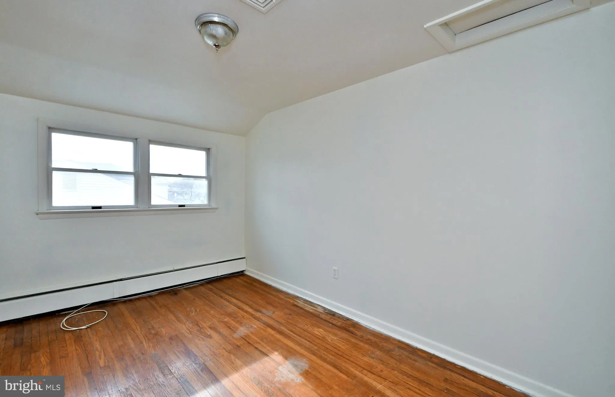 North Wales, Pennsylvania 19454, United States, 3 Bedrooms Bedrooms, ,2 BathroomsBathrooms,Residential,Pending,9138