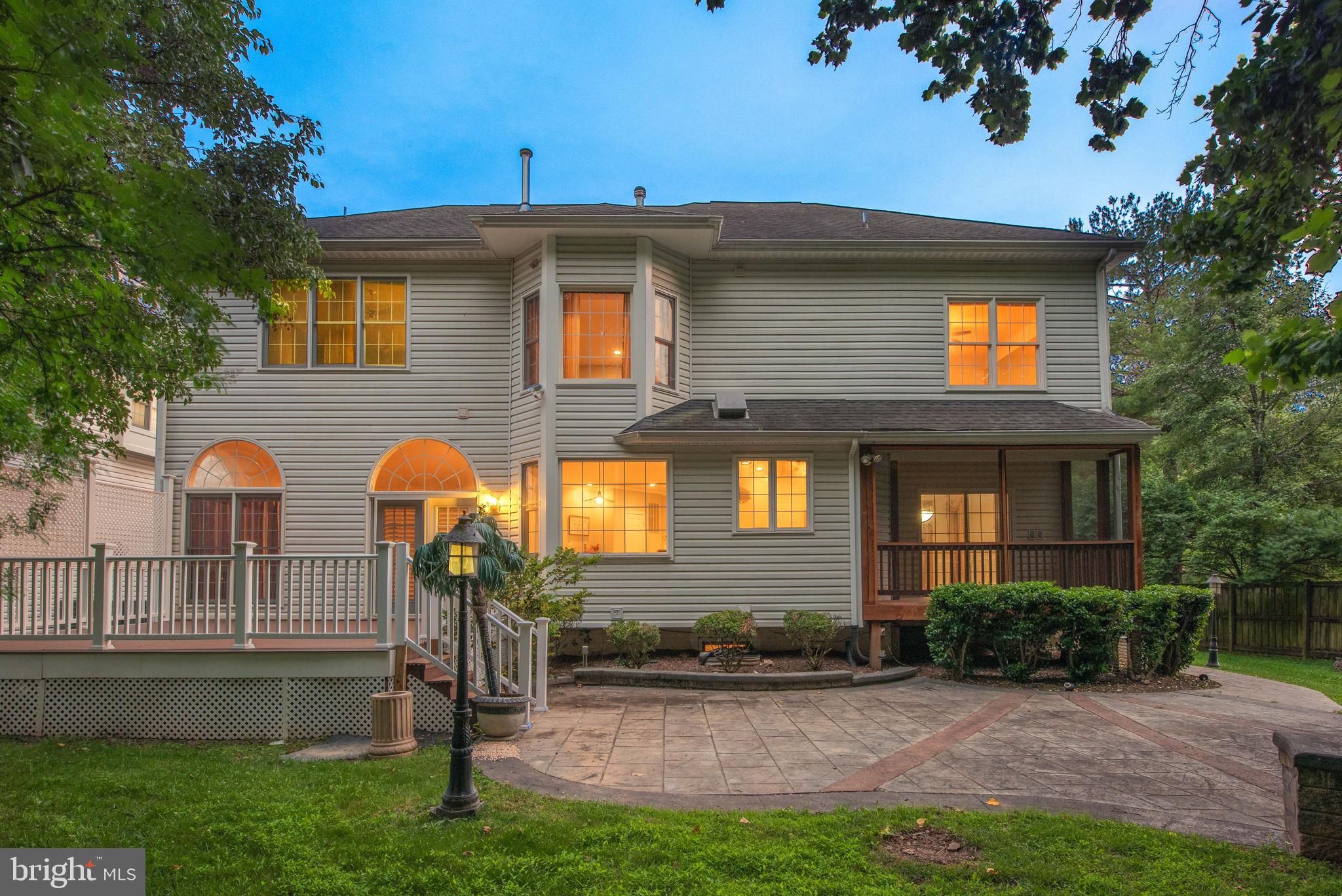 TYSONS EXECUTIVE VILLAGE - Residential