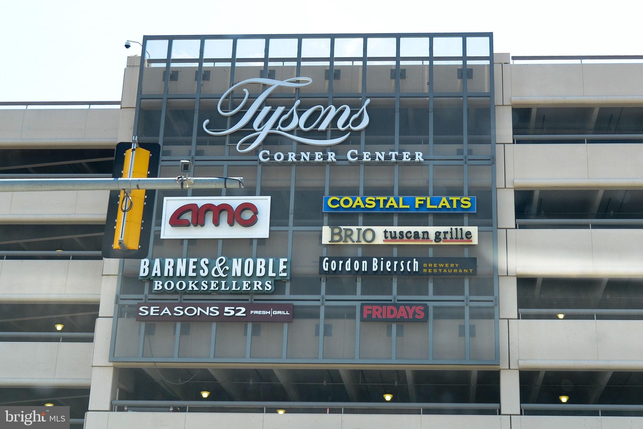 TYSONS EXECUTIVE VILLAGE - Residential