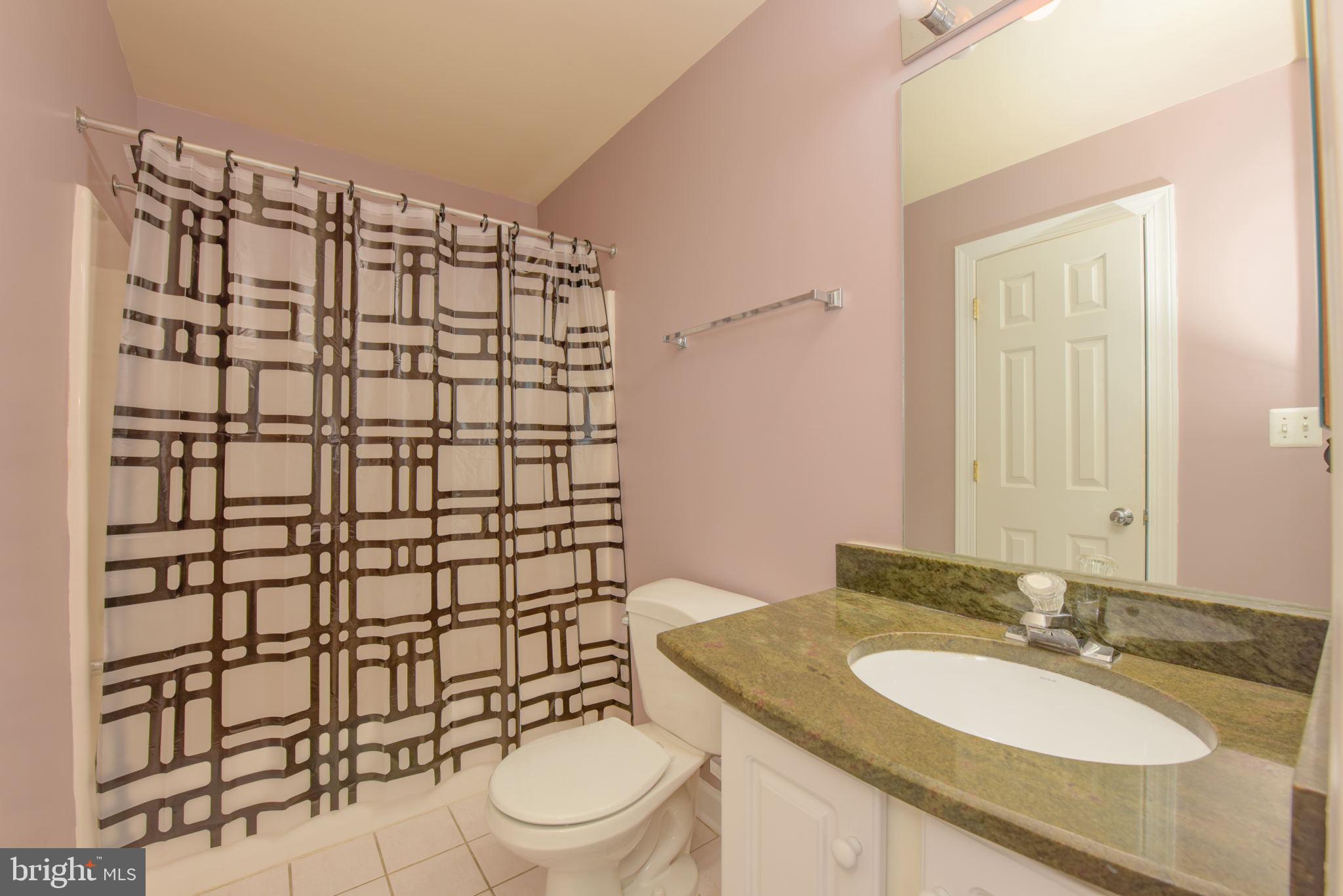 TYSONS EXECUTIVE VILLAGE - Residential