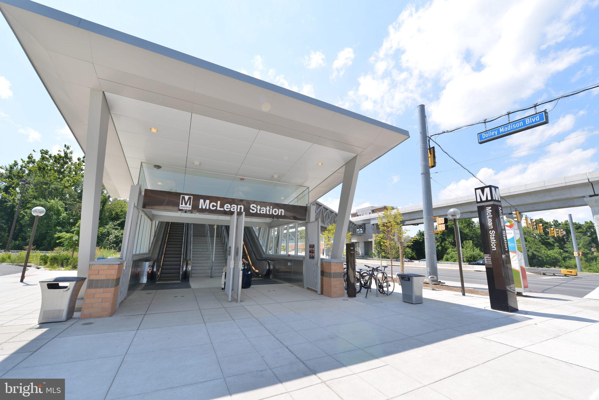 TYSONS EXECUTIVE VILLAGE - Residential