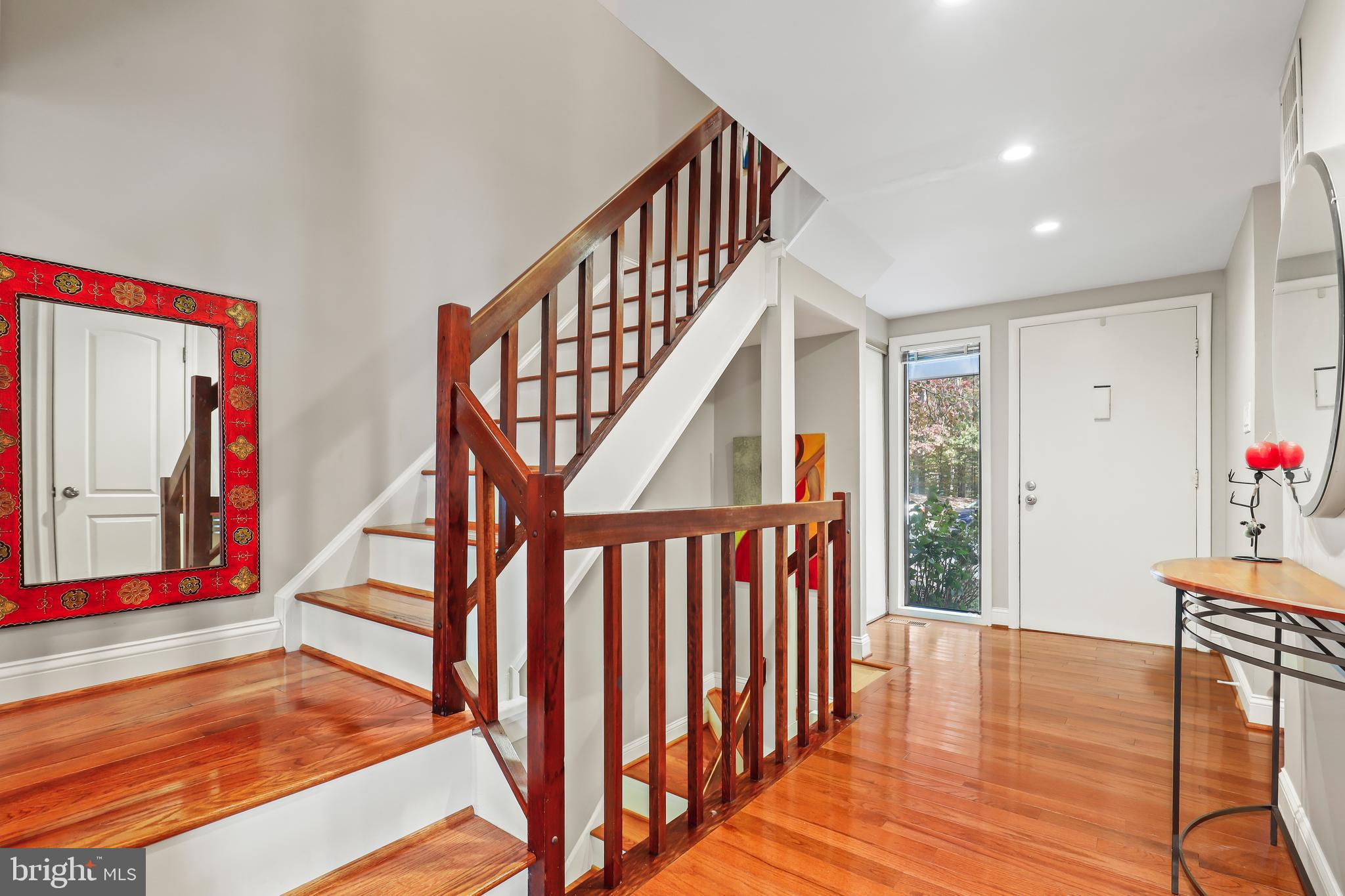 NEWINGTON STATION - Residential