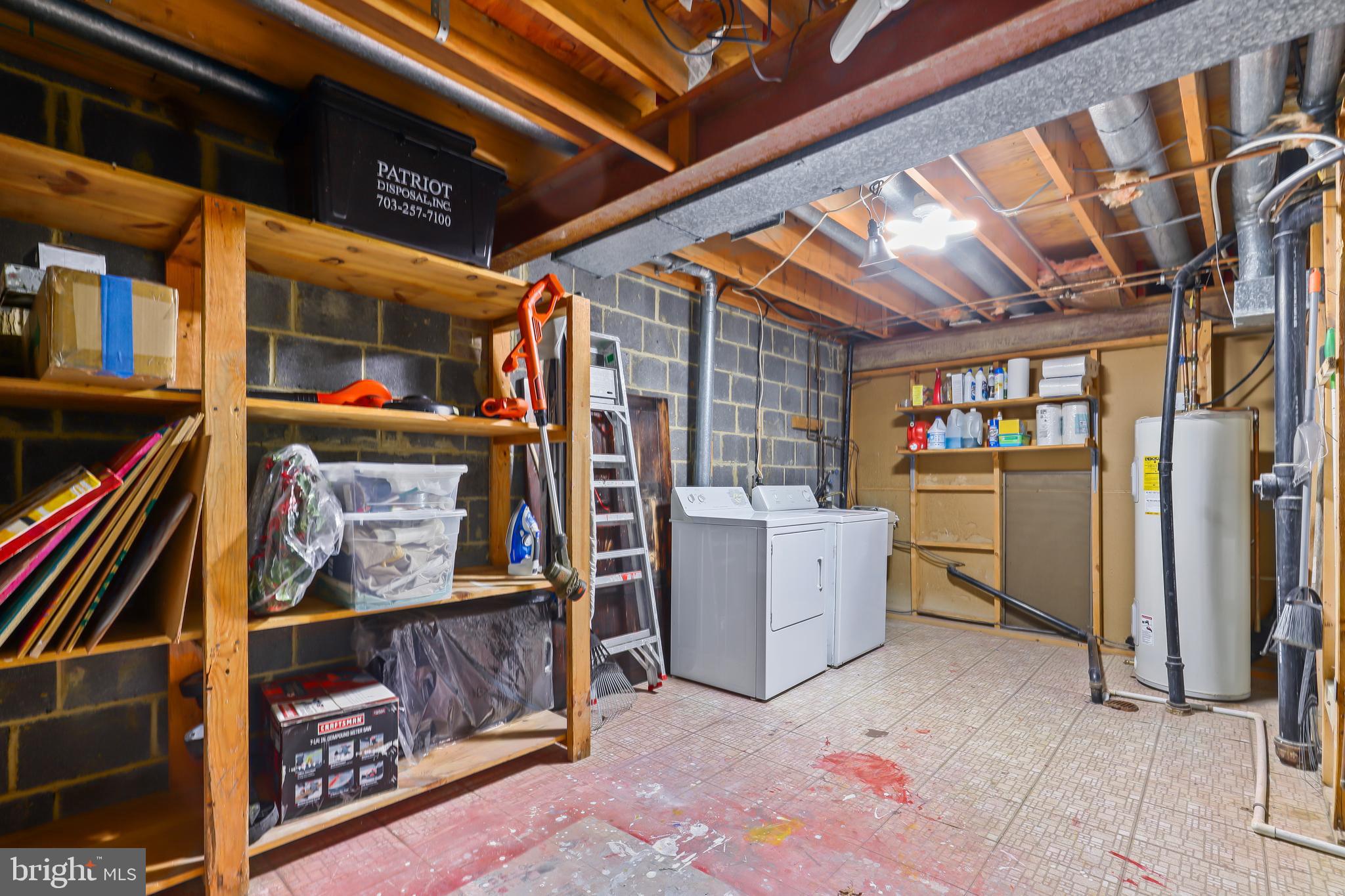 NEWINGTON STATION - Residential