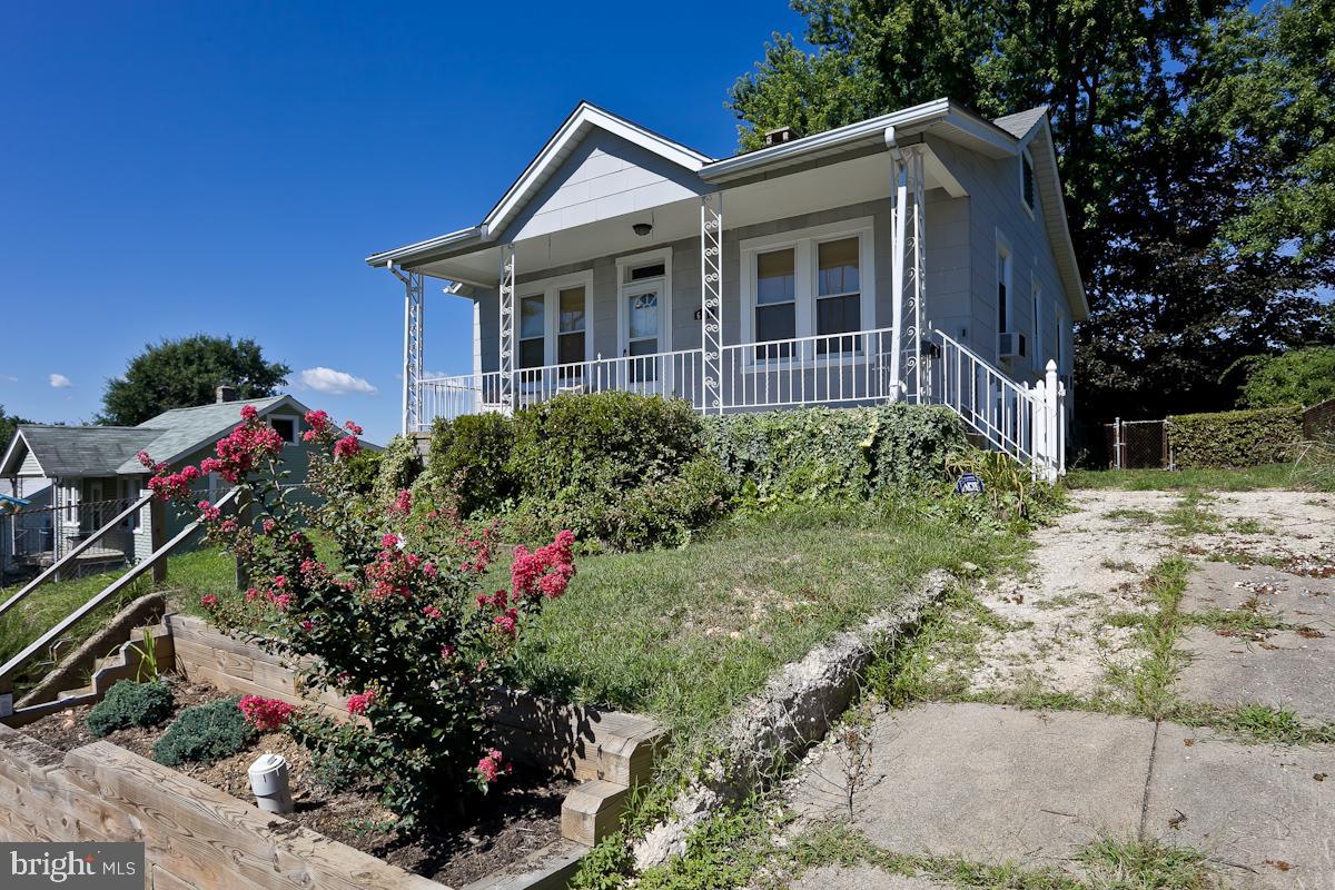 HAMILTON HEIGHTS - Residential