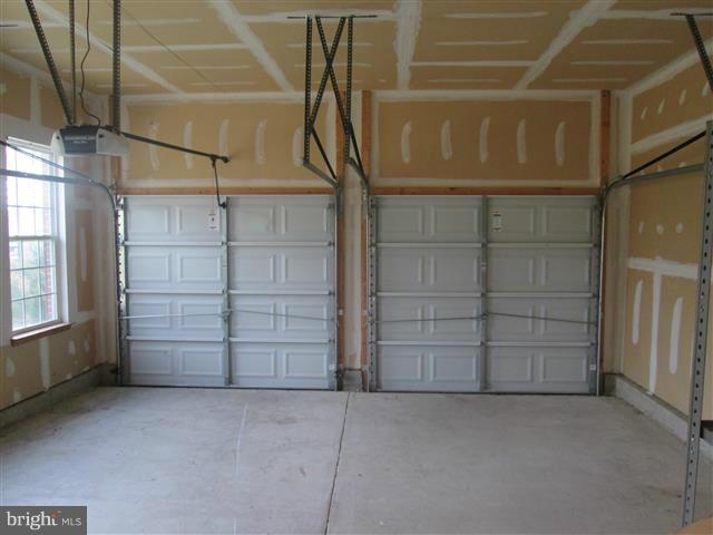 POMEROY MANOR - Residential