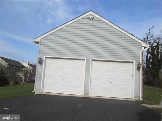 POMEROY MANOR - Residential