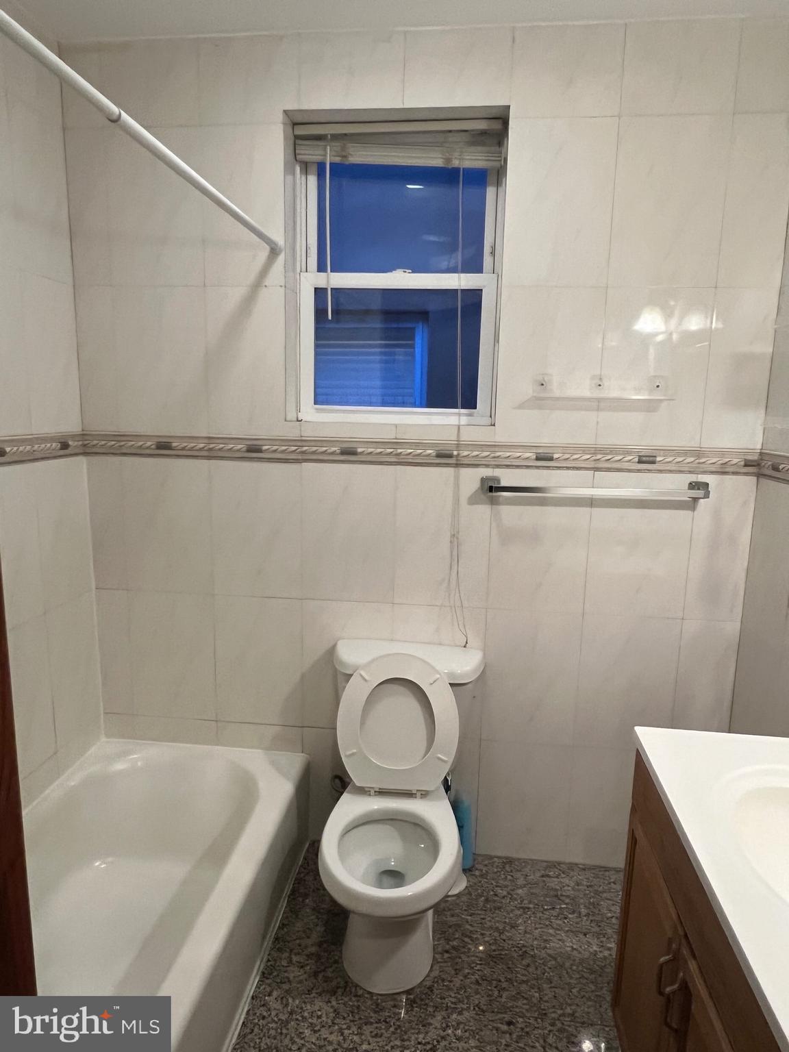 PASSYUNK SQUARE - Residential Lease