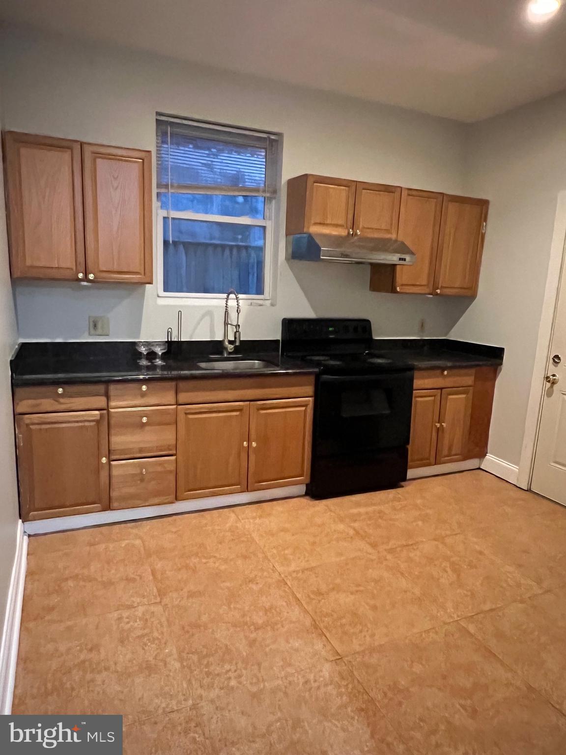 PASSYUNK SQUARE - Residential Lease