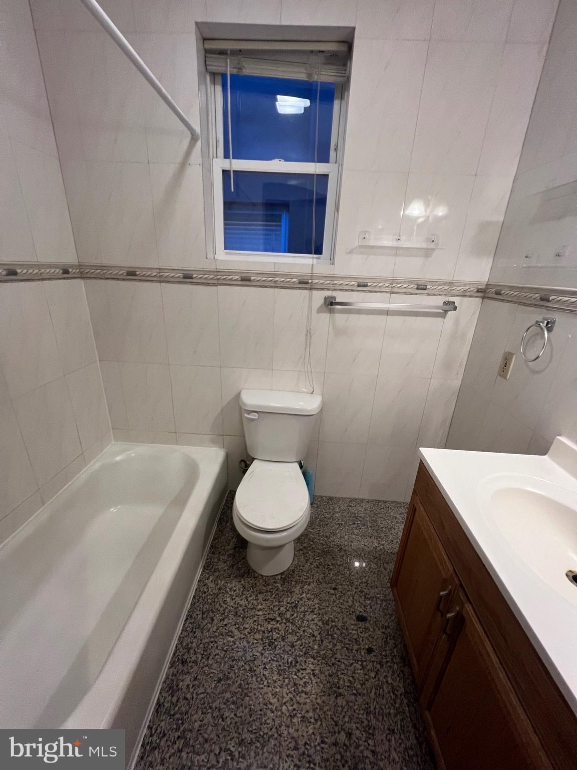 PASSYUNK SQUARE - Residential Lease