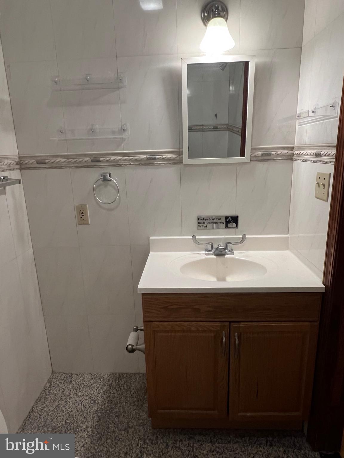 PASSYUNK SQUARE - Residential Lease