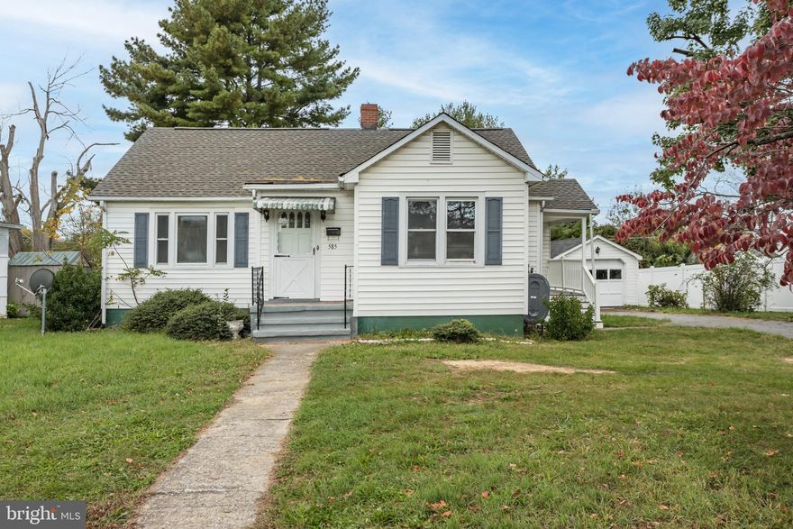 Cute Cape cod near heart of town! 4 bedrooms, 2 full baths (1 in lower level). Hardwood floors. Large family room area. 3 bedrooms on main level 1-2 upstairs. Large partially finished basement with recreation area, laundry room and full bath. Storage area. New Roof 2024. Nice yard with detached 1 car garage.