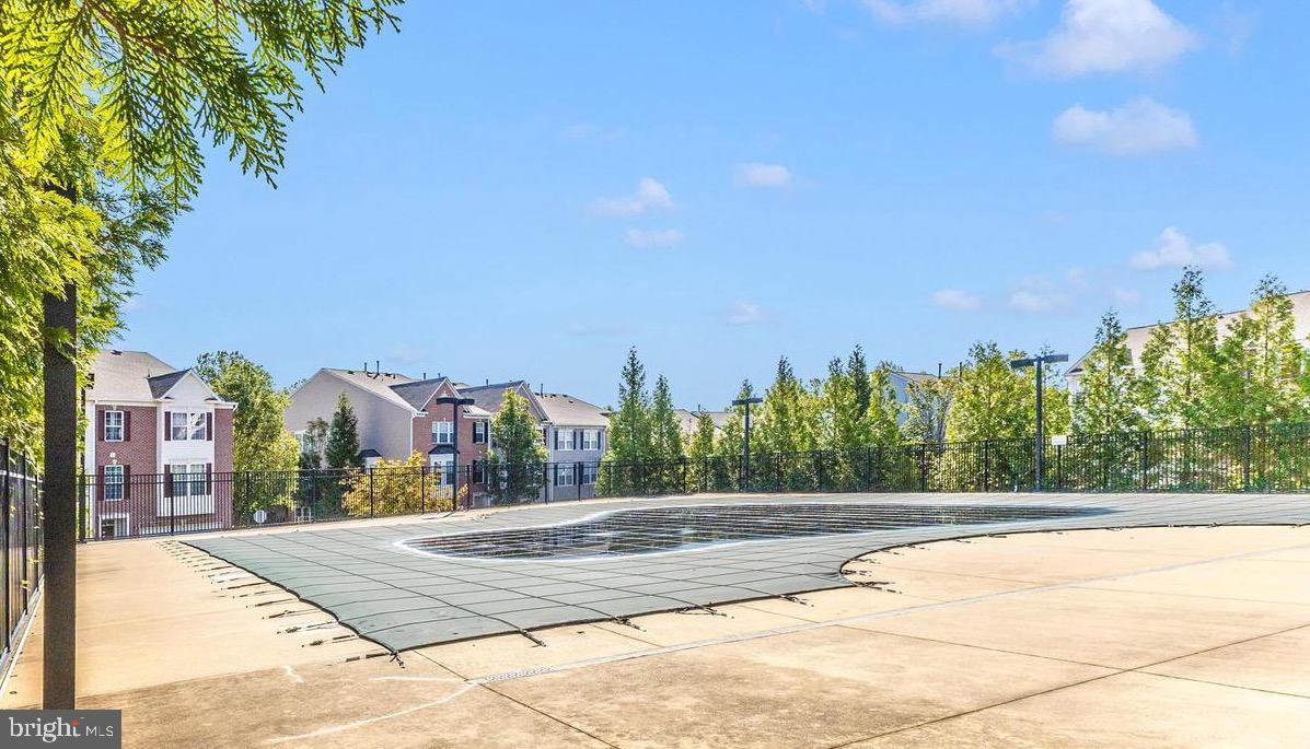 OAKS AT BRIDLE CREEK - Residential