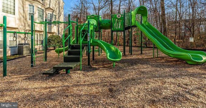 OAKS AT BRIDLE CREEK - Residential