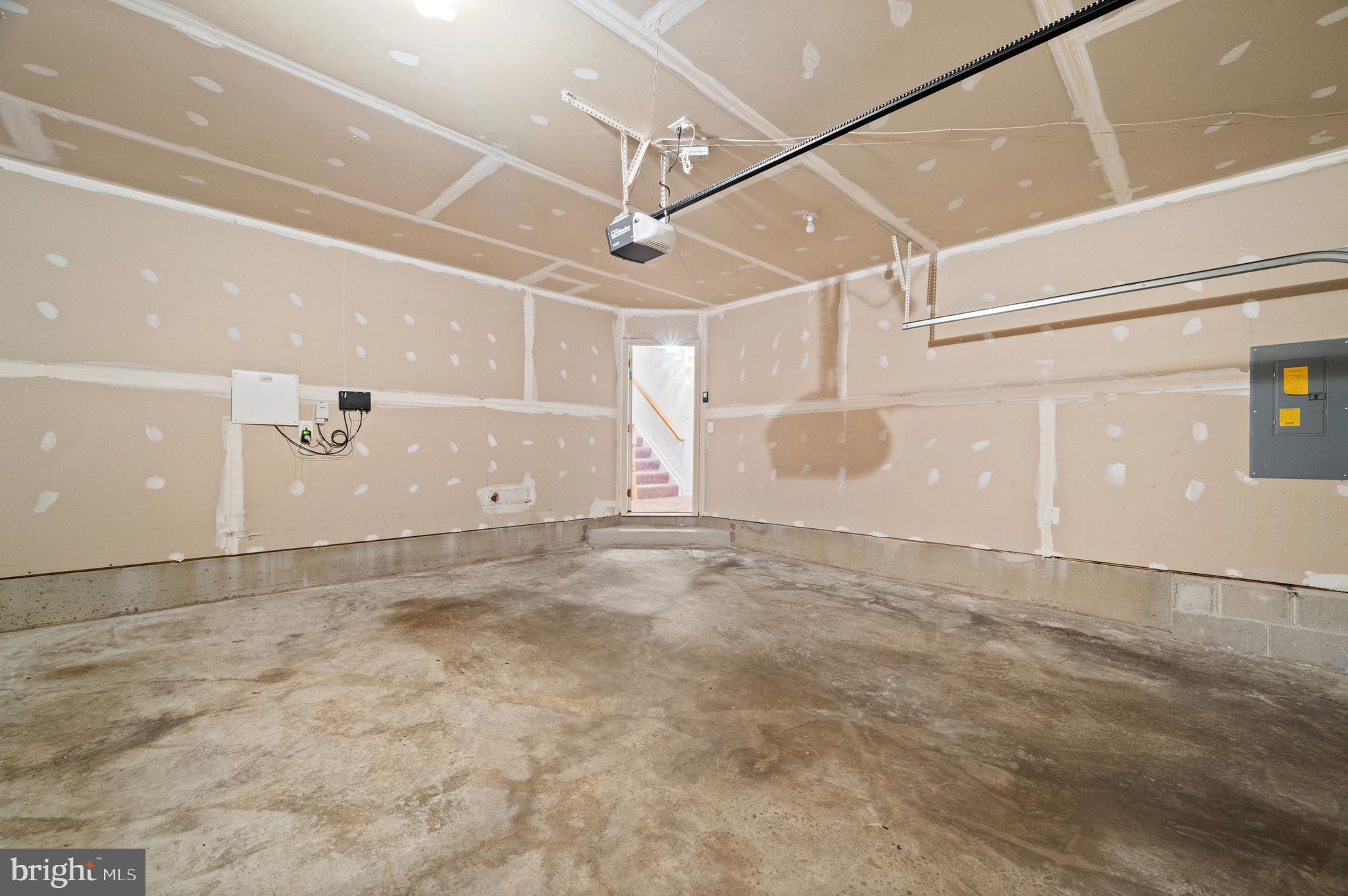 OAKS AT BRIDLE CREEK - Residential