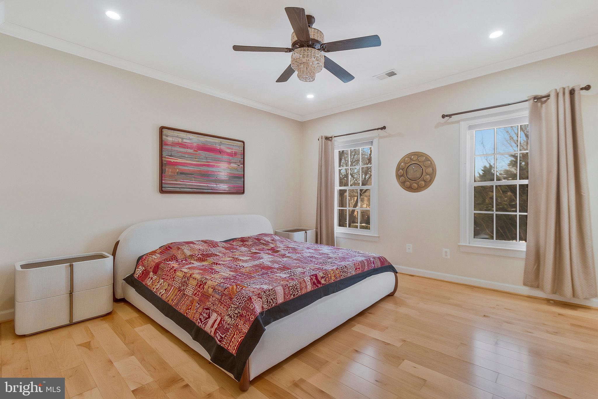 MCLEAN FALLS AT CHINQUAP - Residential