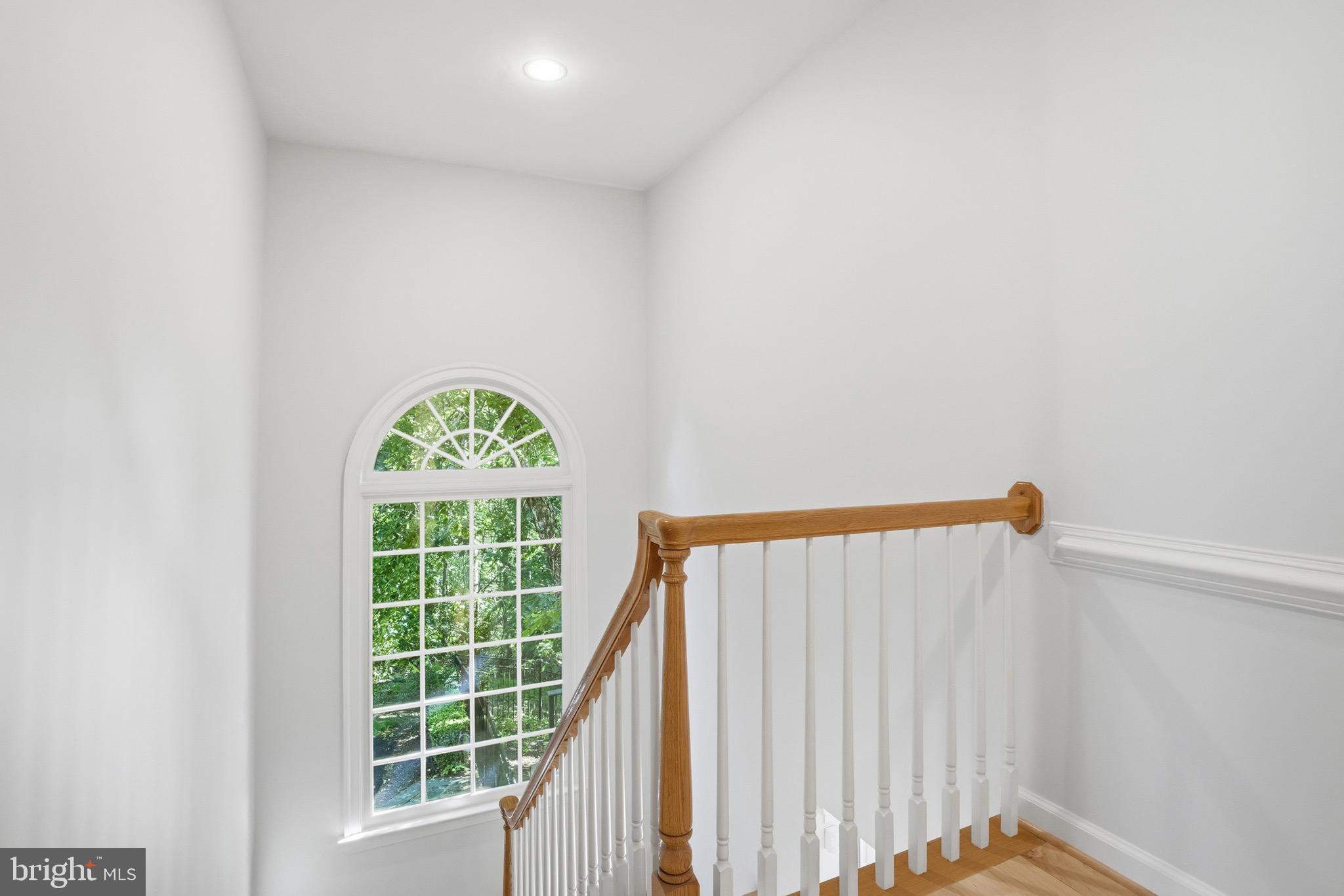 MCLEAN FALLS AT CHINQUAP - Residential