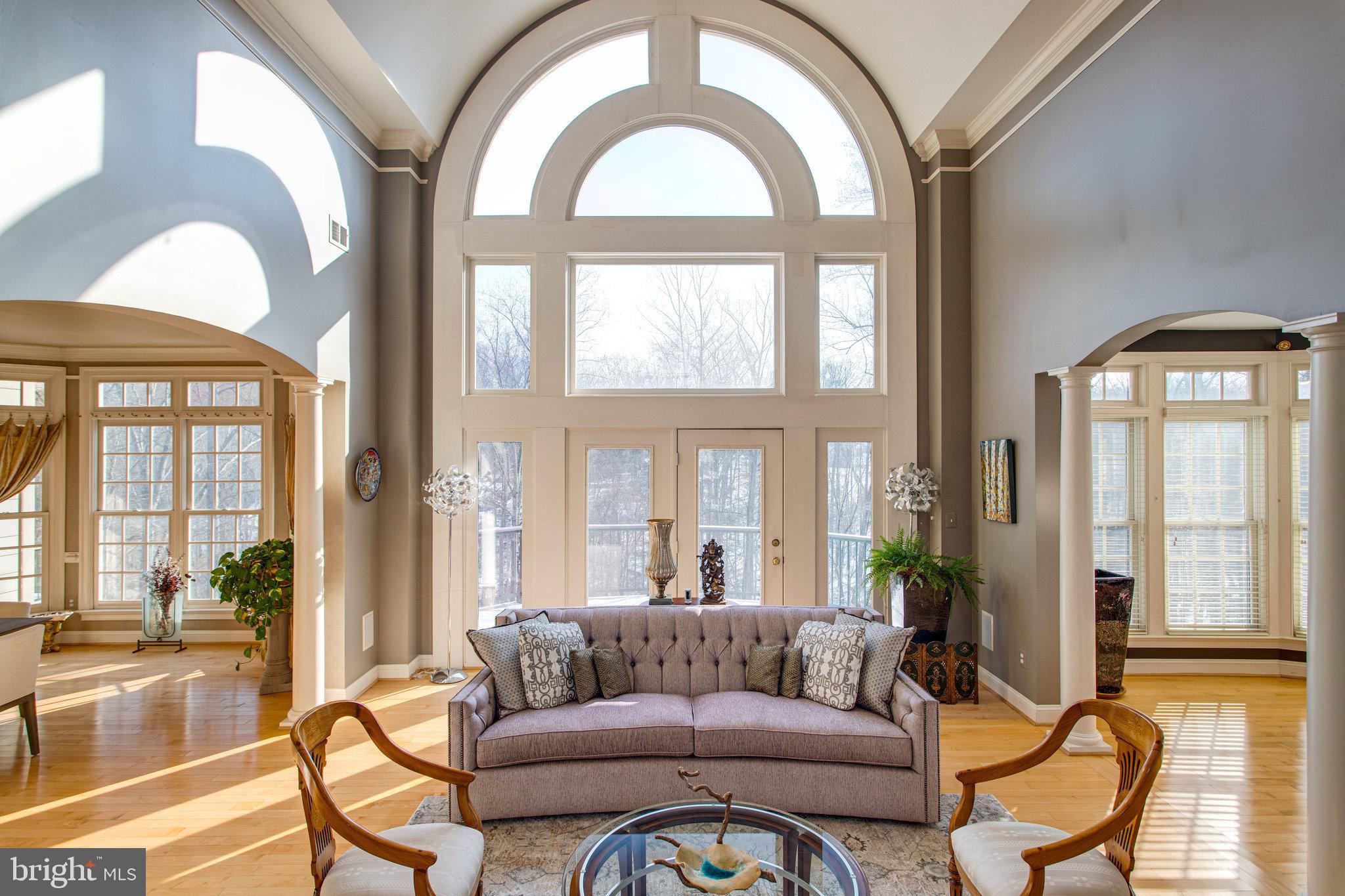 MCLEAN FALLS AT CHINQUAP - Residential