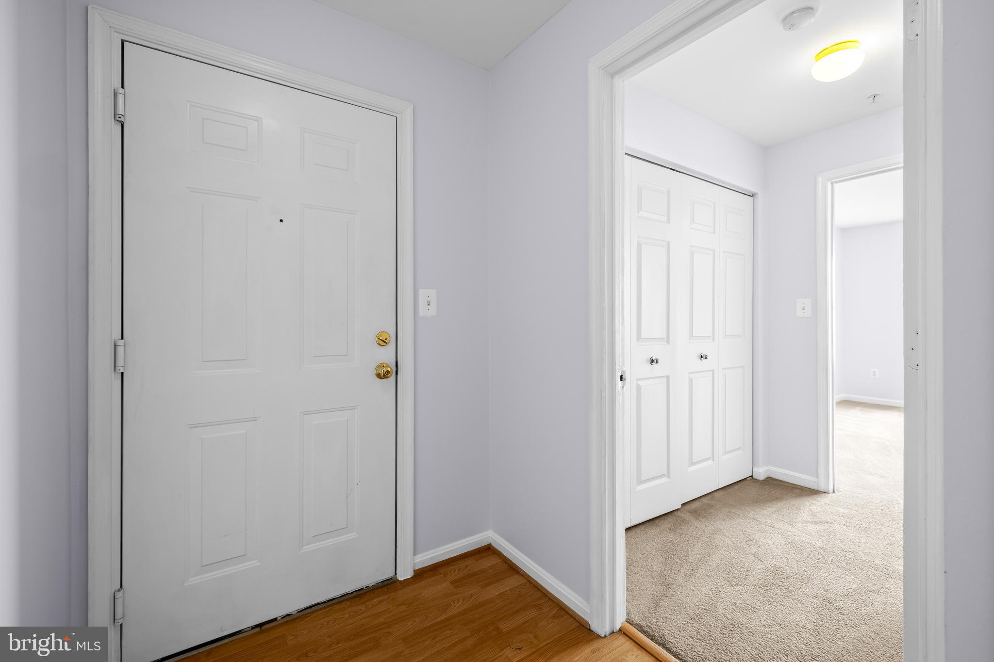 CROMWELL FOUNTAIN - Residential