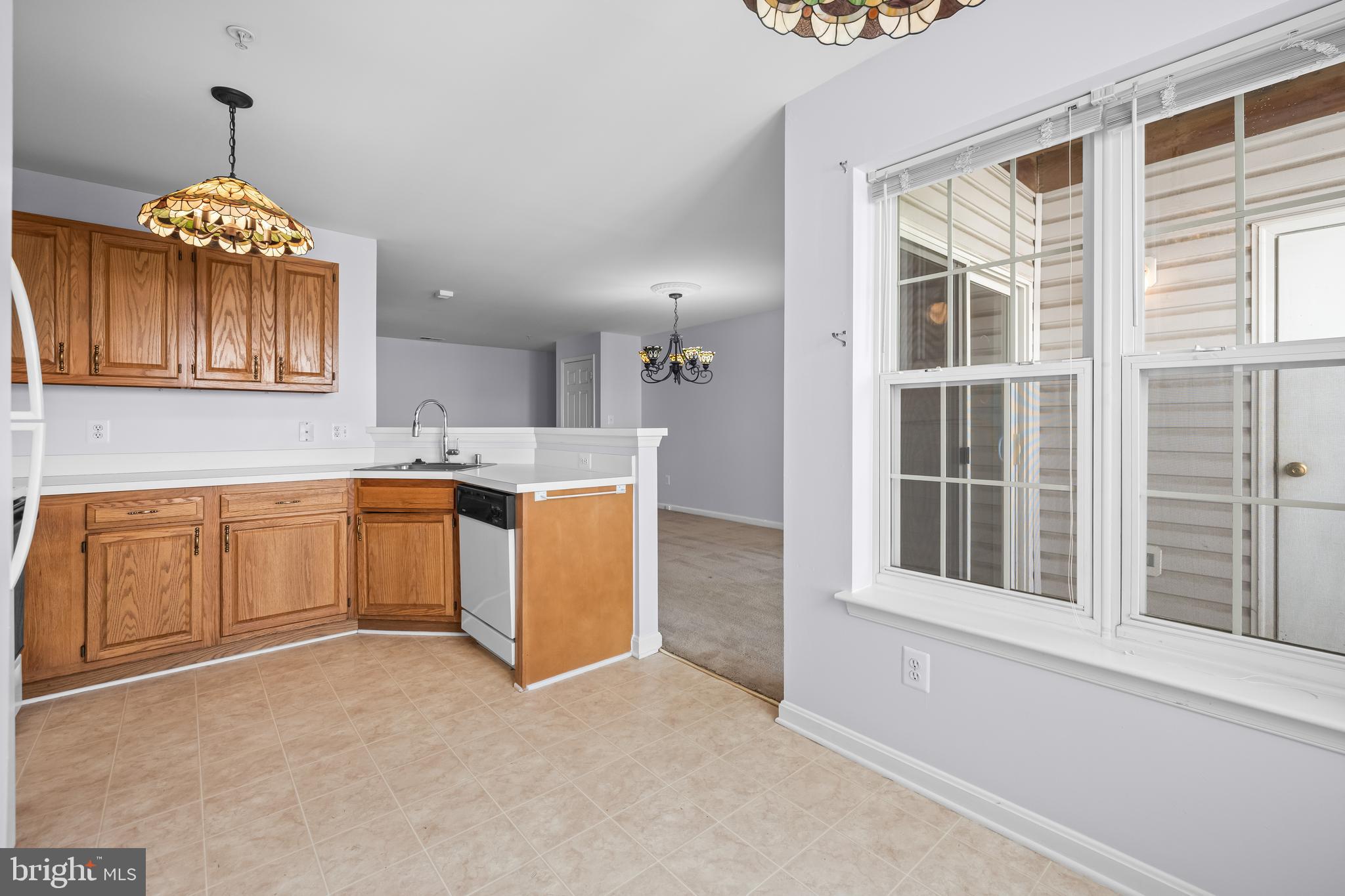 CROMWELL FOUNTAIN - Residential