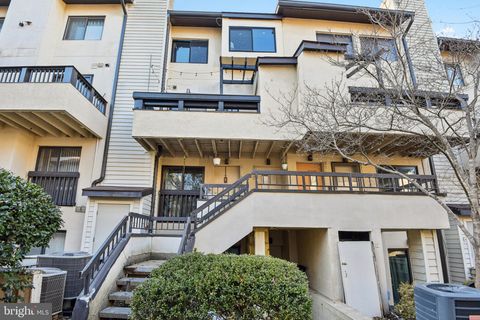 9717 HELLINGLY PLACE 48 GAITHERSBURG MD 20886