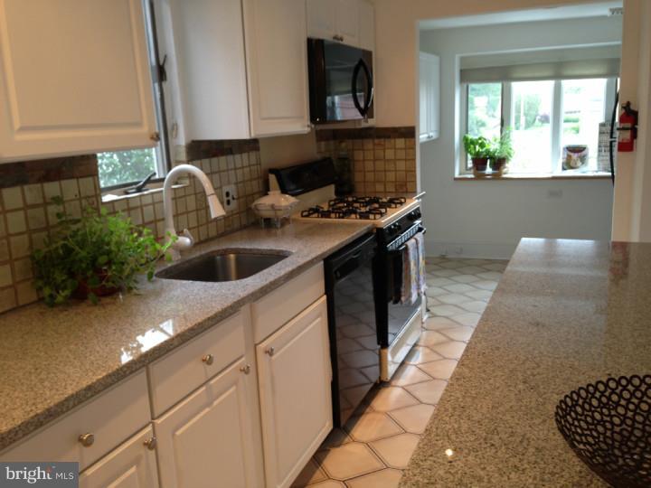 PENN WYNNE - Residential