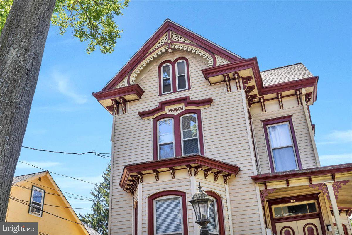 16 LINCOLN AVENUE 4