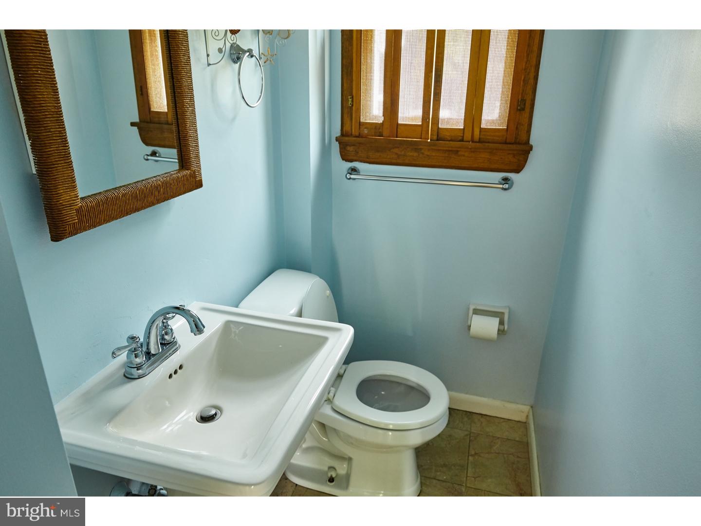 LARKIN KNOLL - Residential Lease