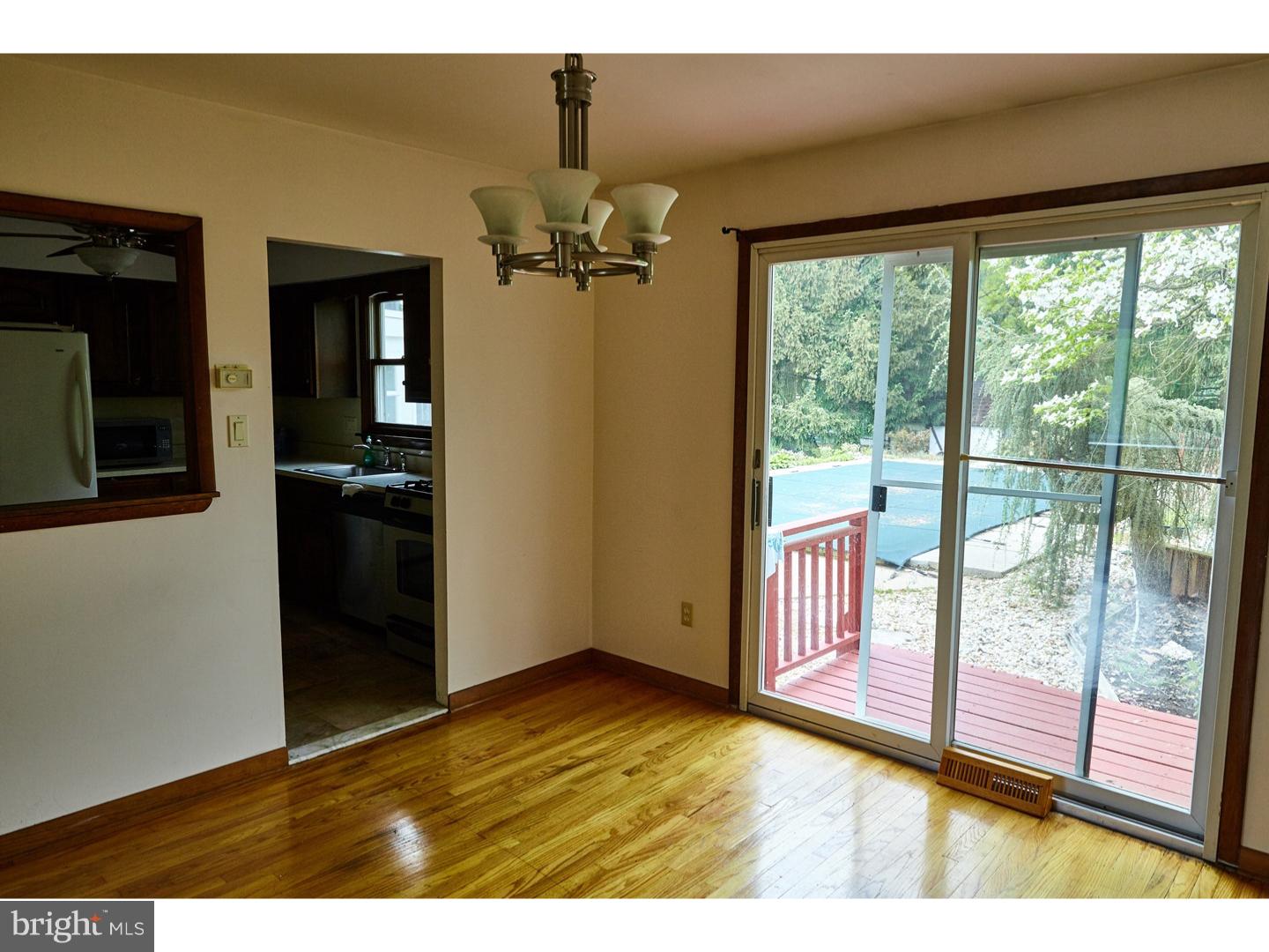 LARKIN KNOLL - Residential Lease