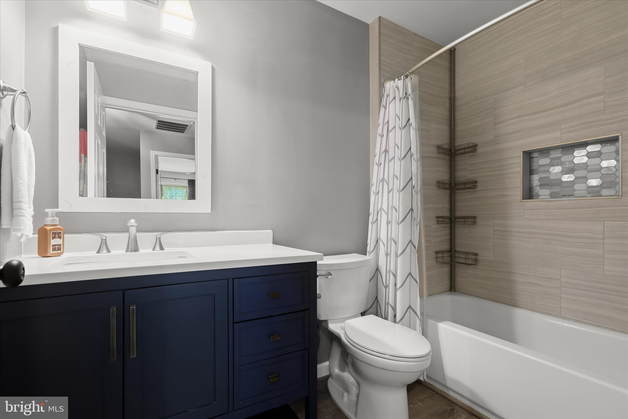 STONE MANOR - Residential